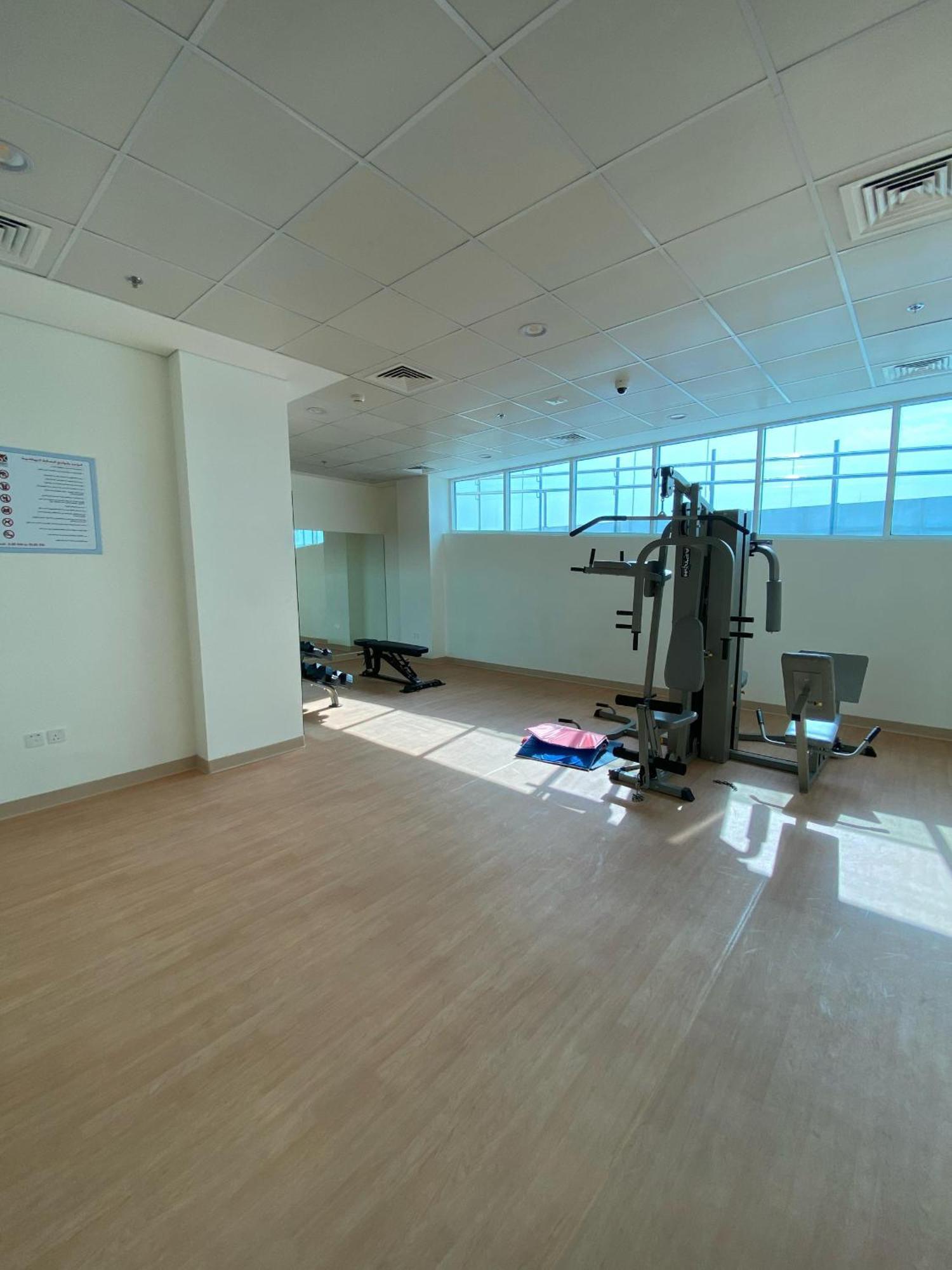 Apartment I 15 Min To International Airport Dubai