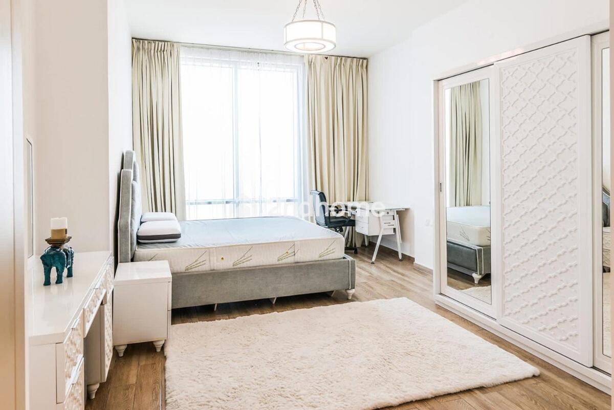 Elevated Living At Its Finest In Al Habtoor Apartment