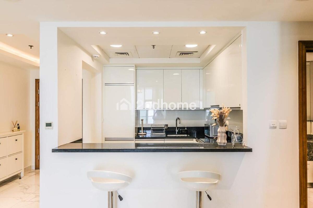 Elevated Living At Its Finest In Al Habtoor Apartment