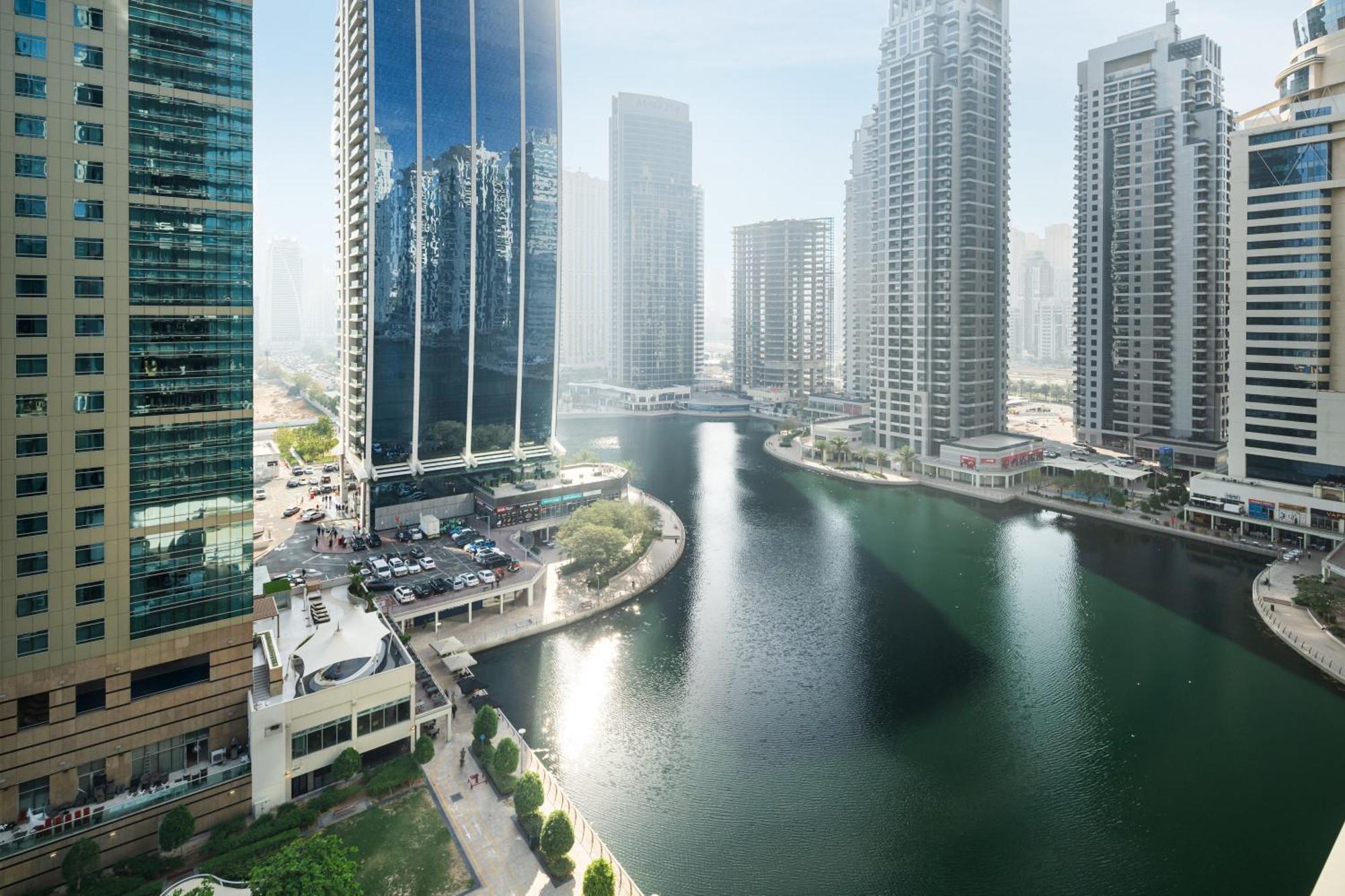 Apartment Modern In Goldcrest Views Dubai