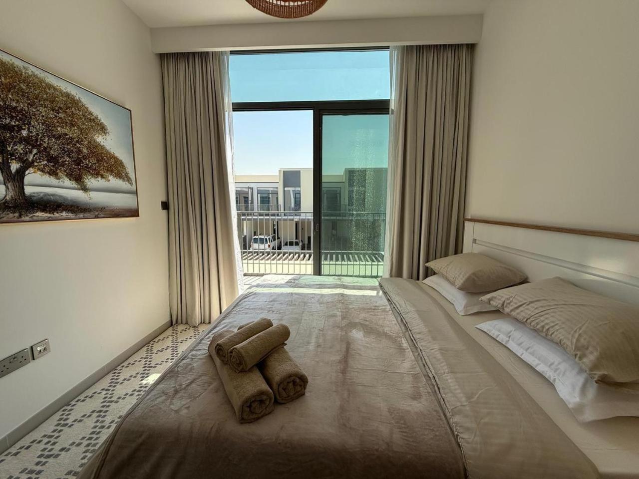 The Ranches Luxe Apartment