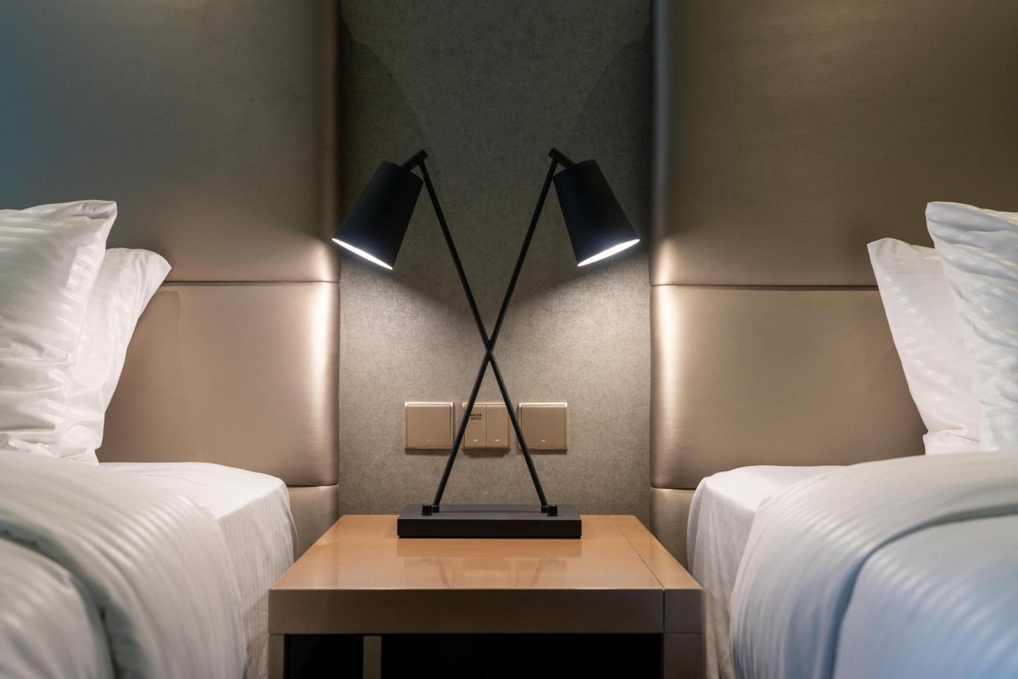 Damac Paramount Tower Burj Views Apartment Dubai