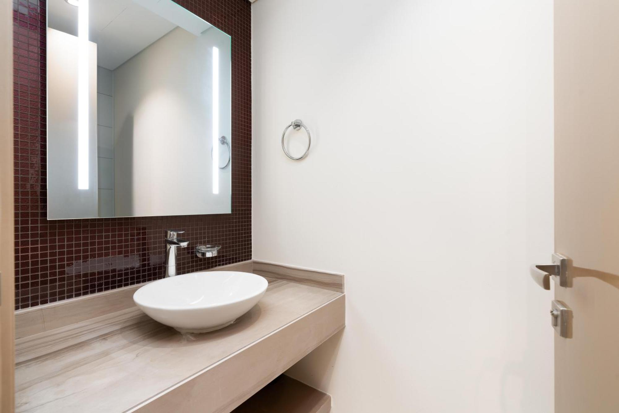 Damac Paramount Tower Burj Views
