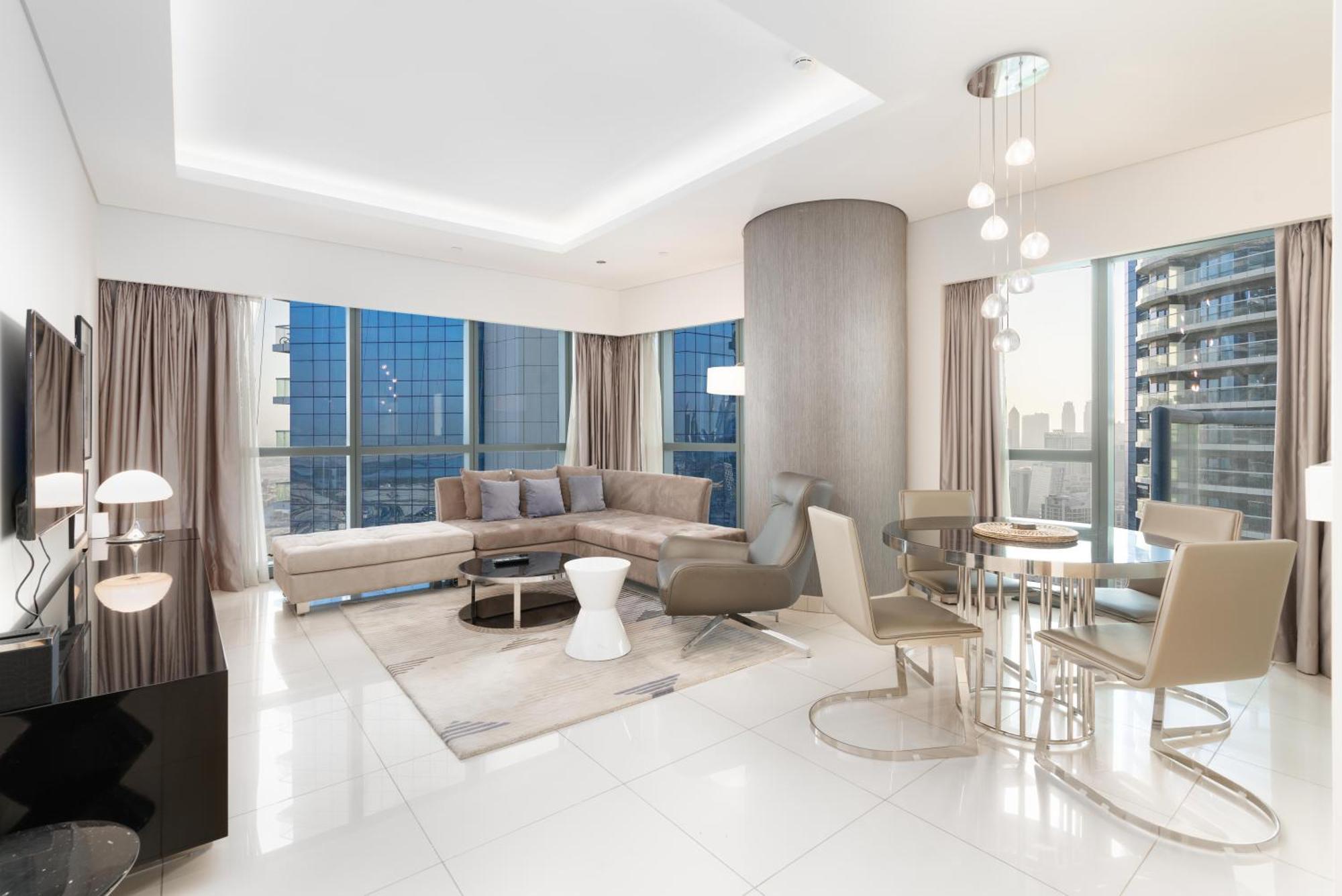 Damac Paramount Tower Burj Views * Dubai