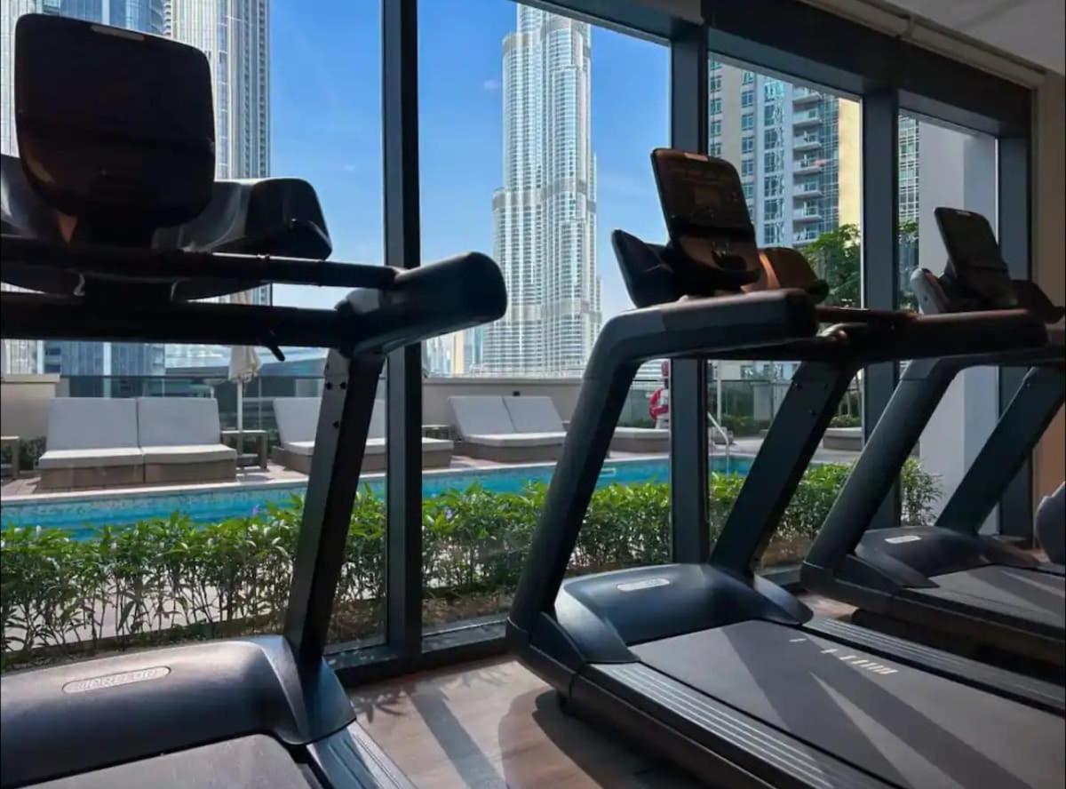 Luxurious 4br In Act 1 Act 2 With Burj Khalifa View *