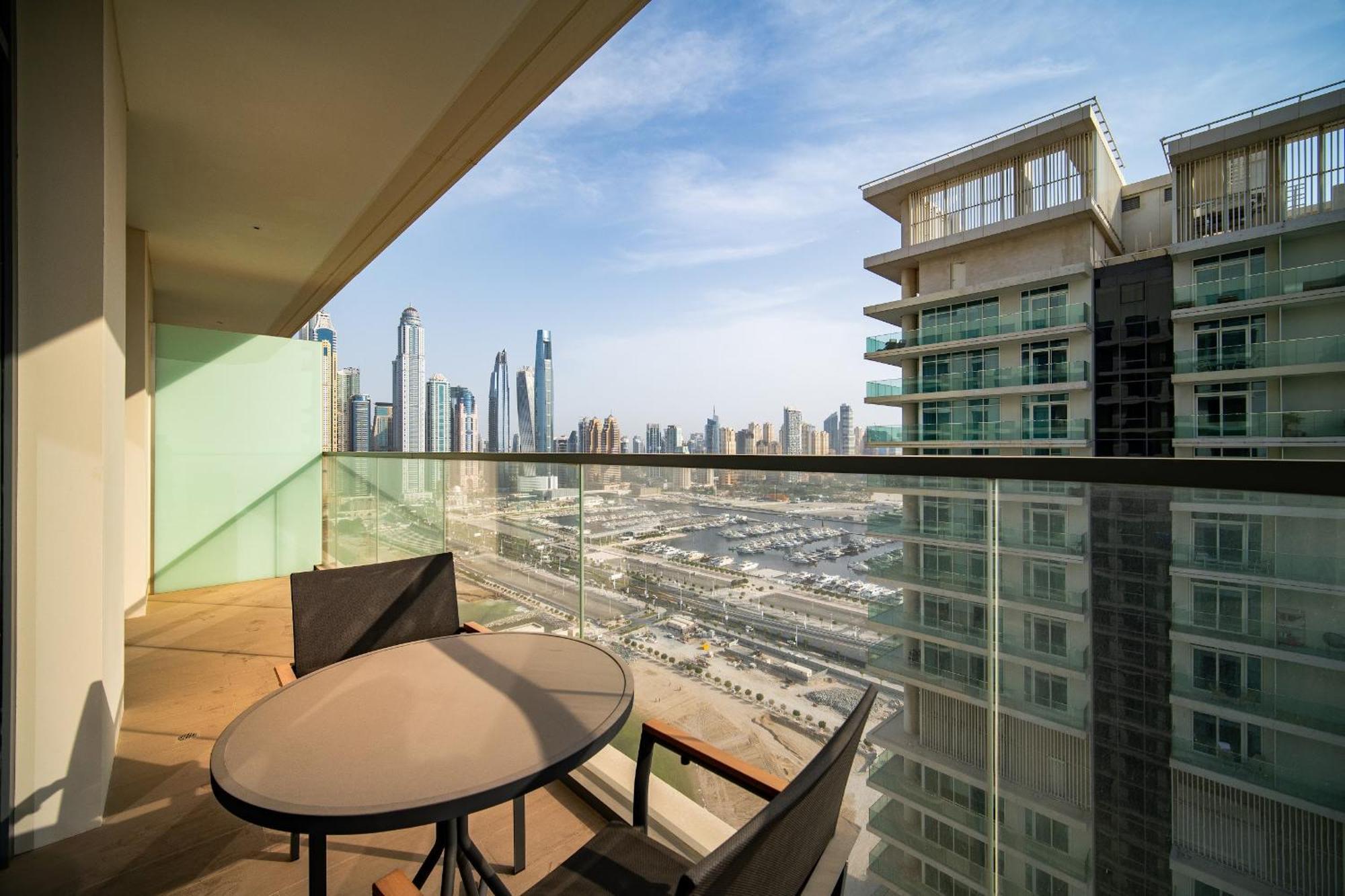 Your Private Beachfront - Sea View 1br On 23rd Floor Apartment *