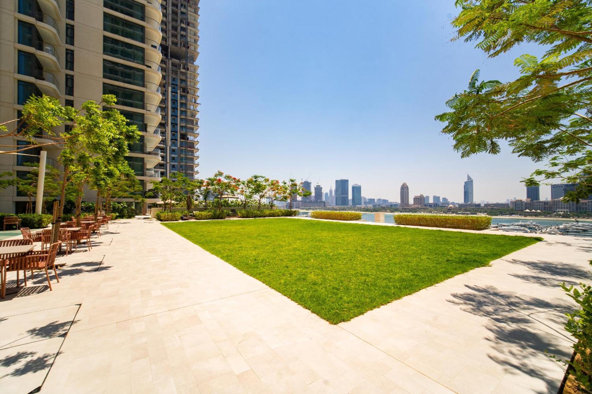 Apartment Your Private Beachfront - Sea View 1br On 23rd Floor