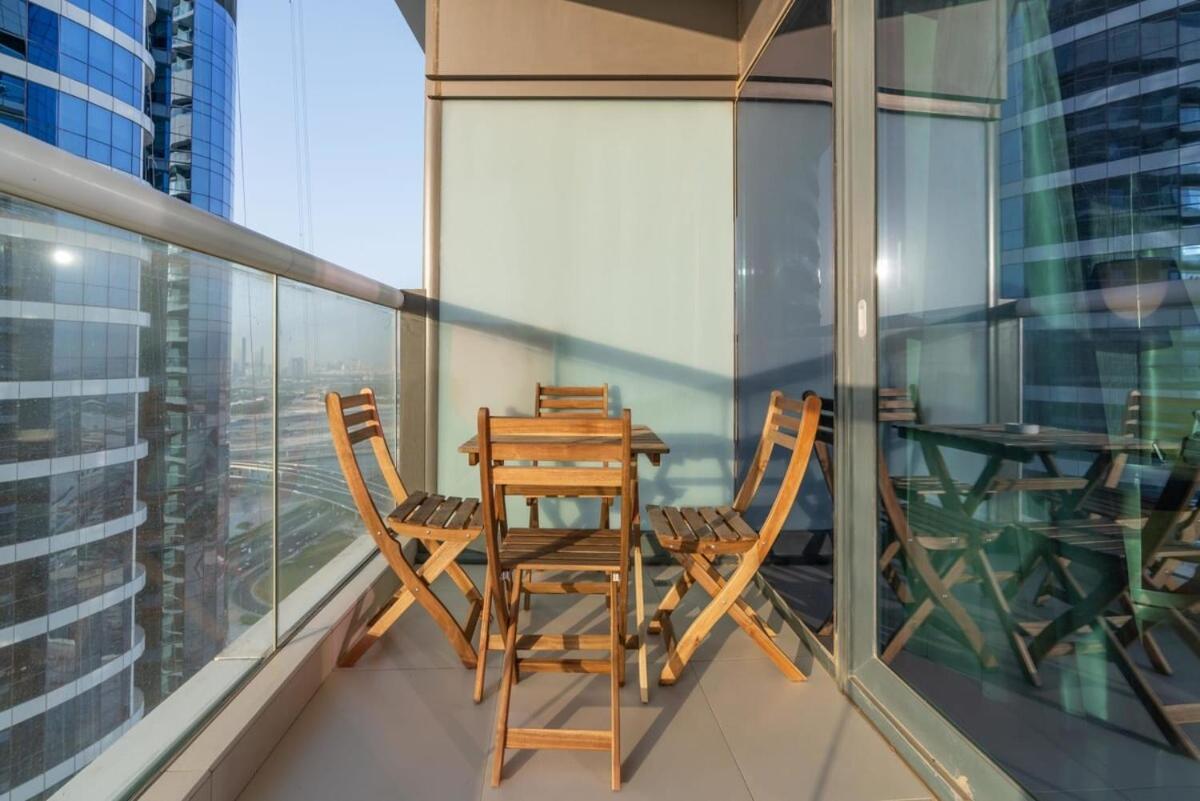 Damac Paramount Tower Burj Views Apartment Dubai