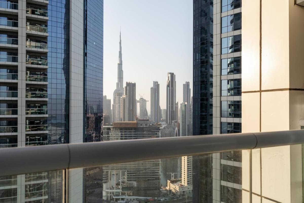 Damac Paramount Tower Burj Views Apartment *