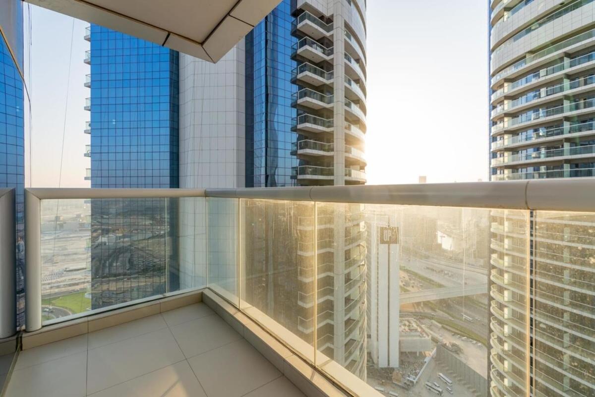 Damac Paramount Tower Burj Views Apartment *