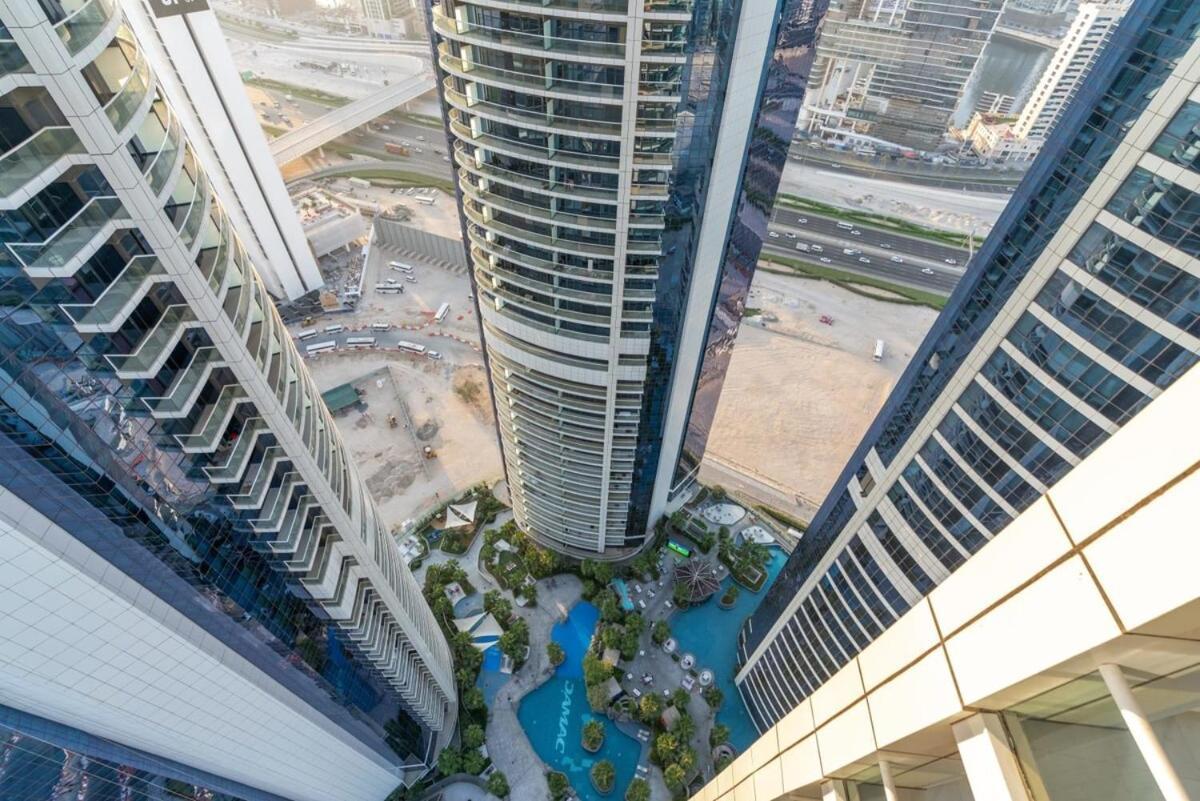 Damac Paramount Tower Burj Views Dubai