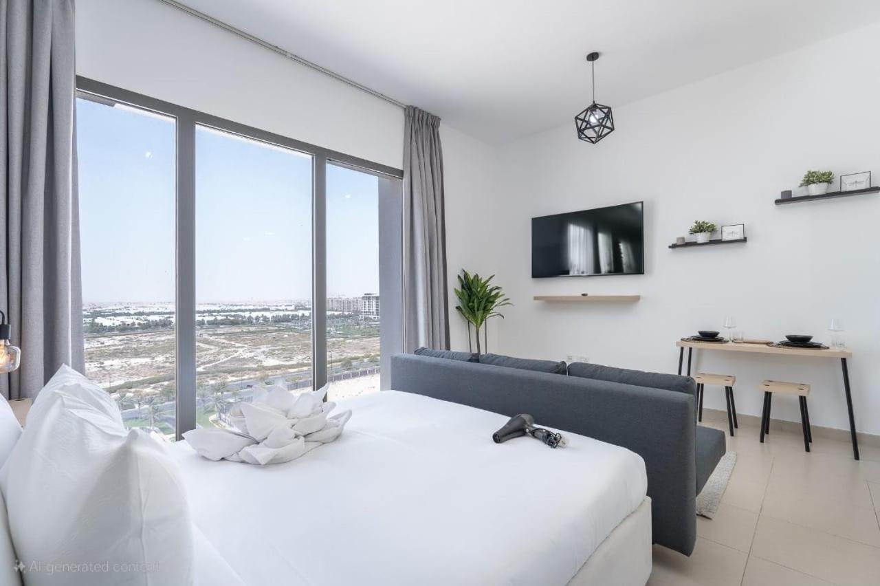 Stylish For 4 In Vibrant Town Square Apartment