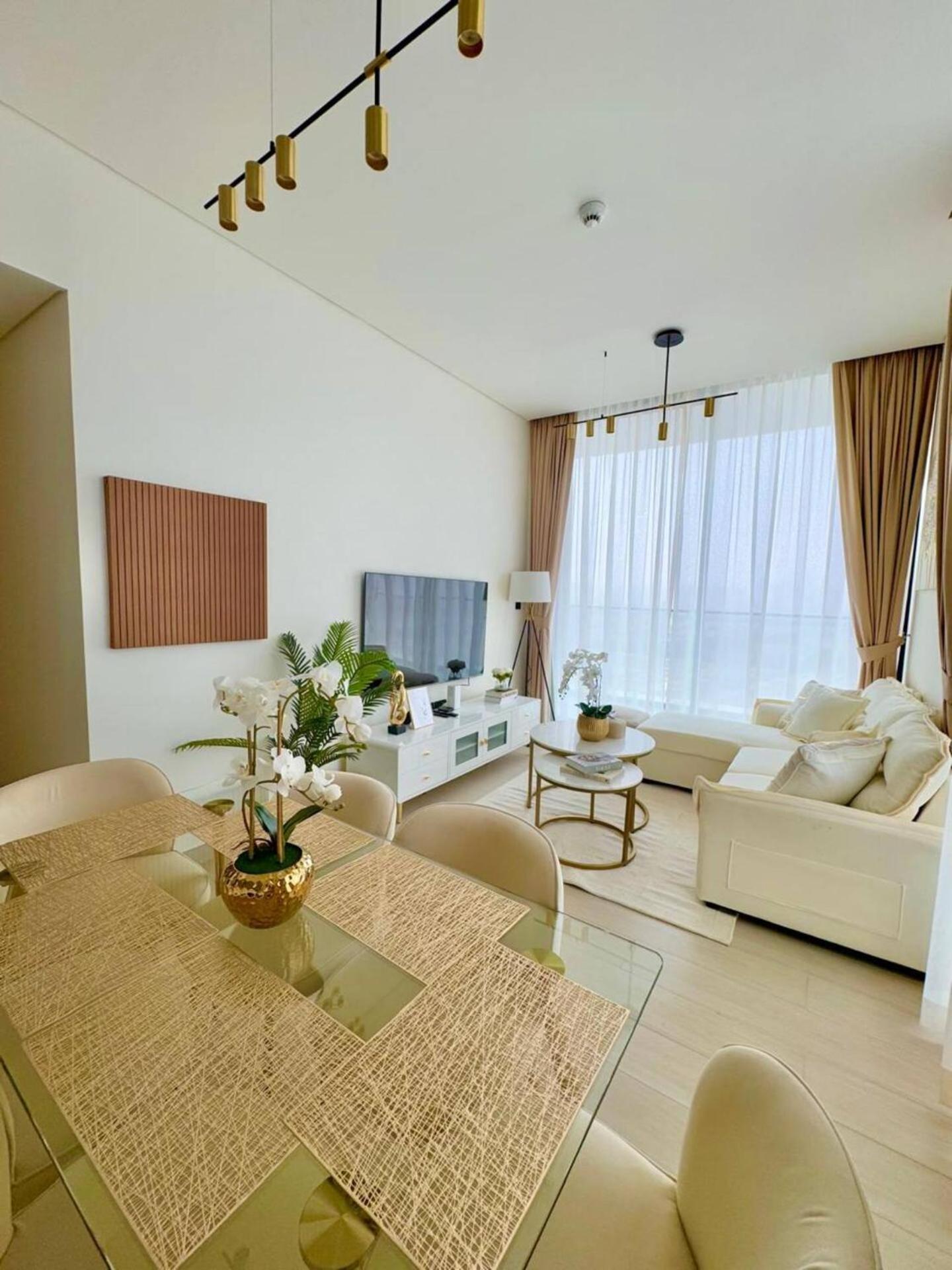 Beautiful 2br In Jvc With Private Pool Apartment