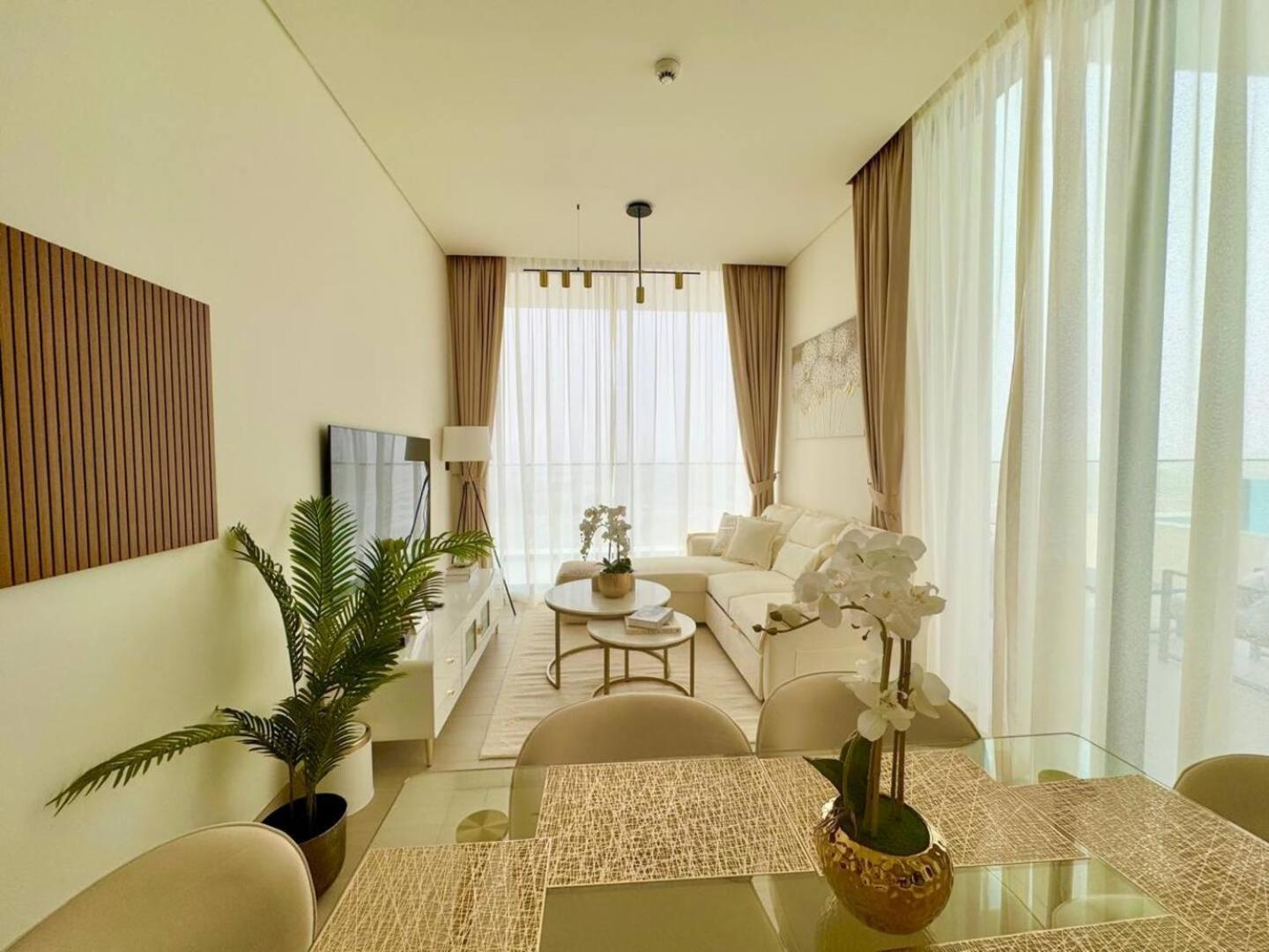 Beautiful 2br In Jvc With Private Pool Apartment Dubai