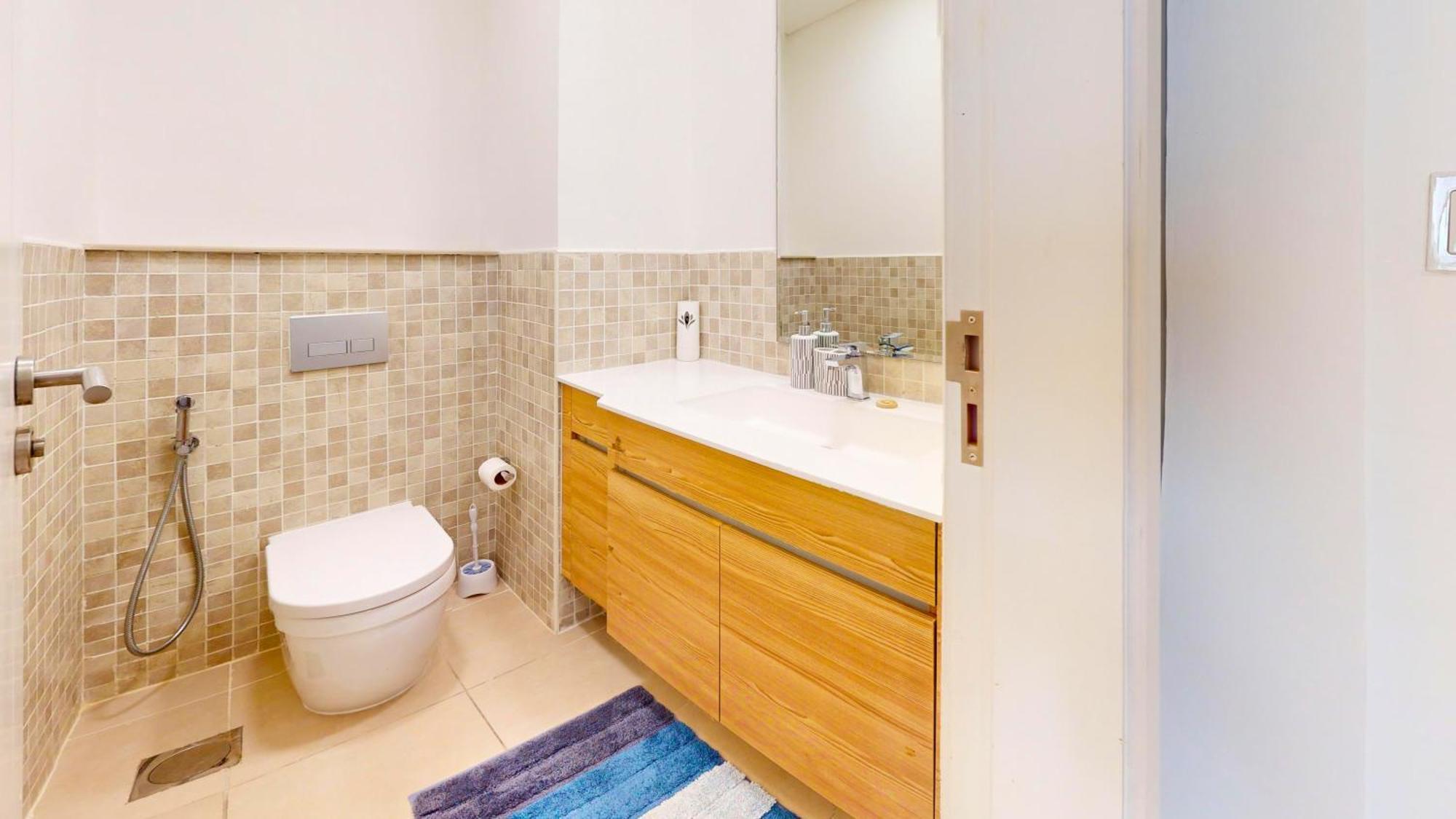 Plush Gateway - Fully Furnished - 1br In Jge Apartment
