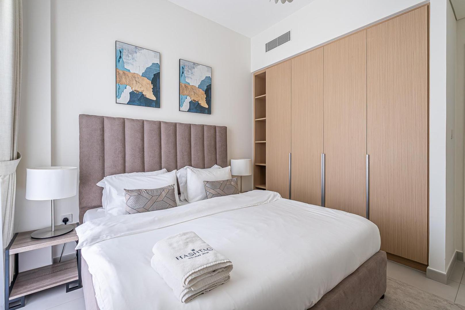 Elegant 1bdr In Creek With Pool View * Dubai