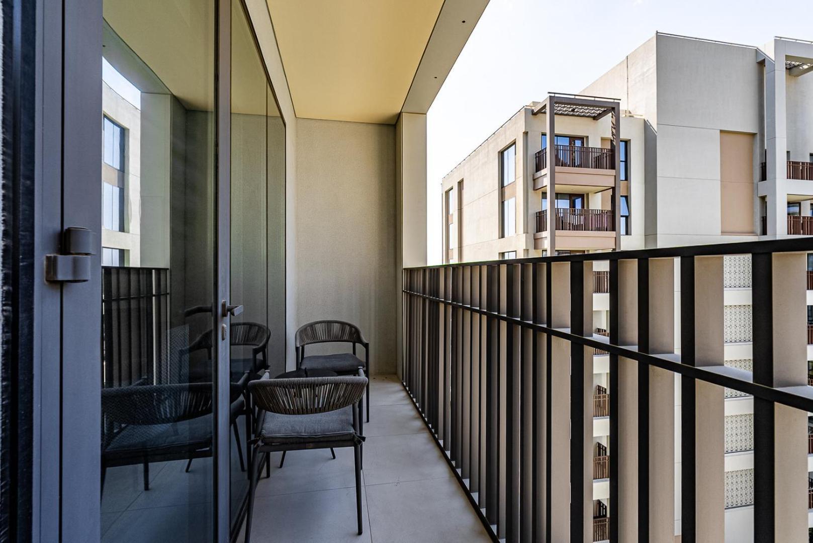 Apartment Elegant 1bdr In Creek With Pool View *