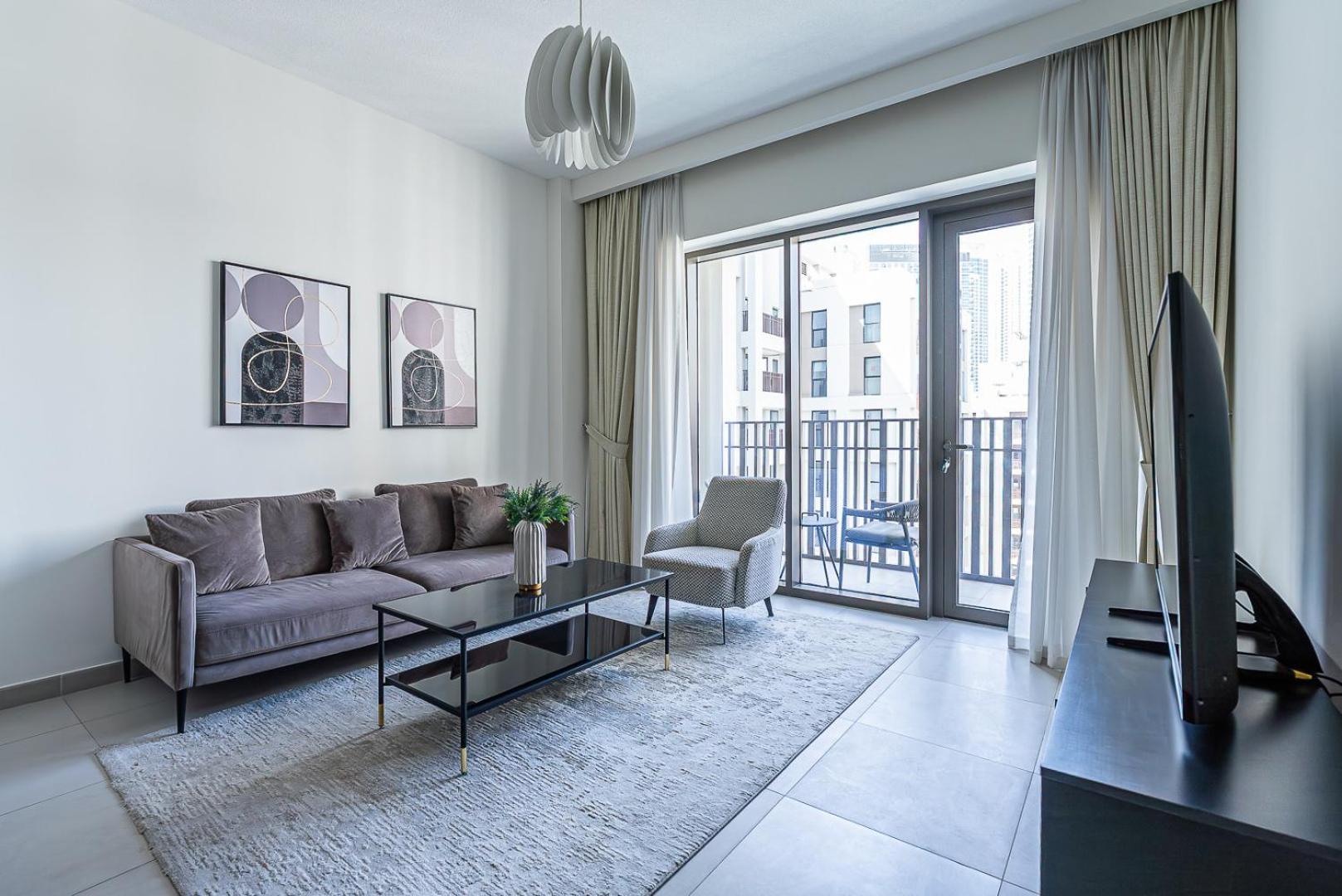Elegant 1bdr In Creek With Pool View * Dubai