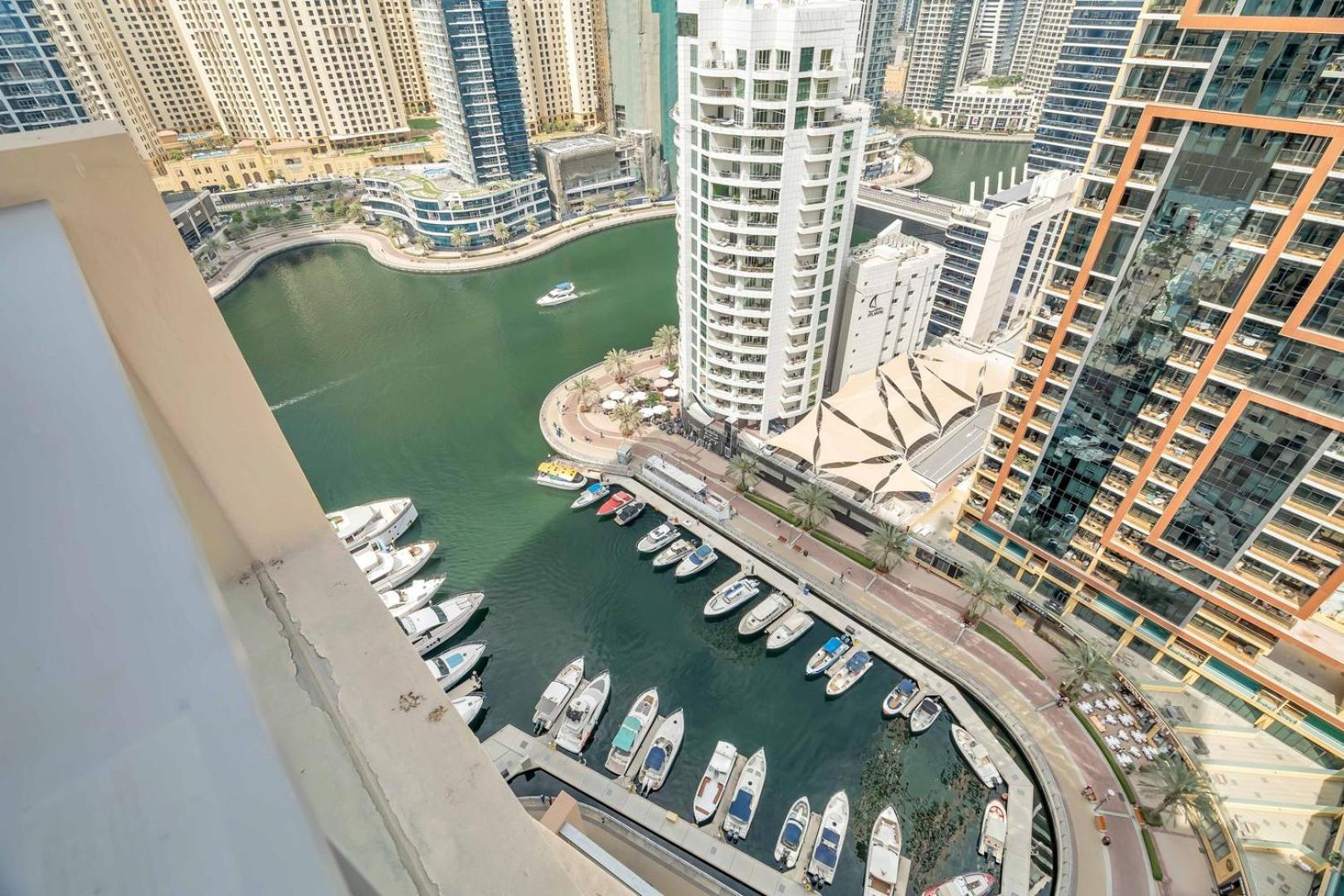 Guestready - Marina Canal Luxurious Retreat Apartment Dubai