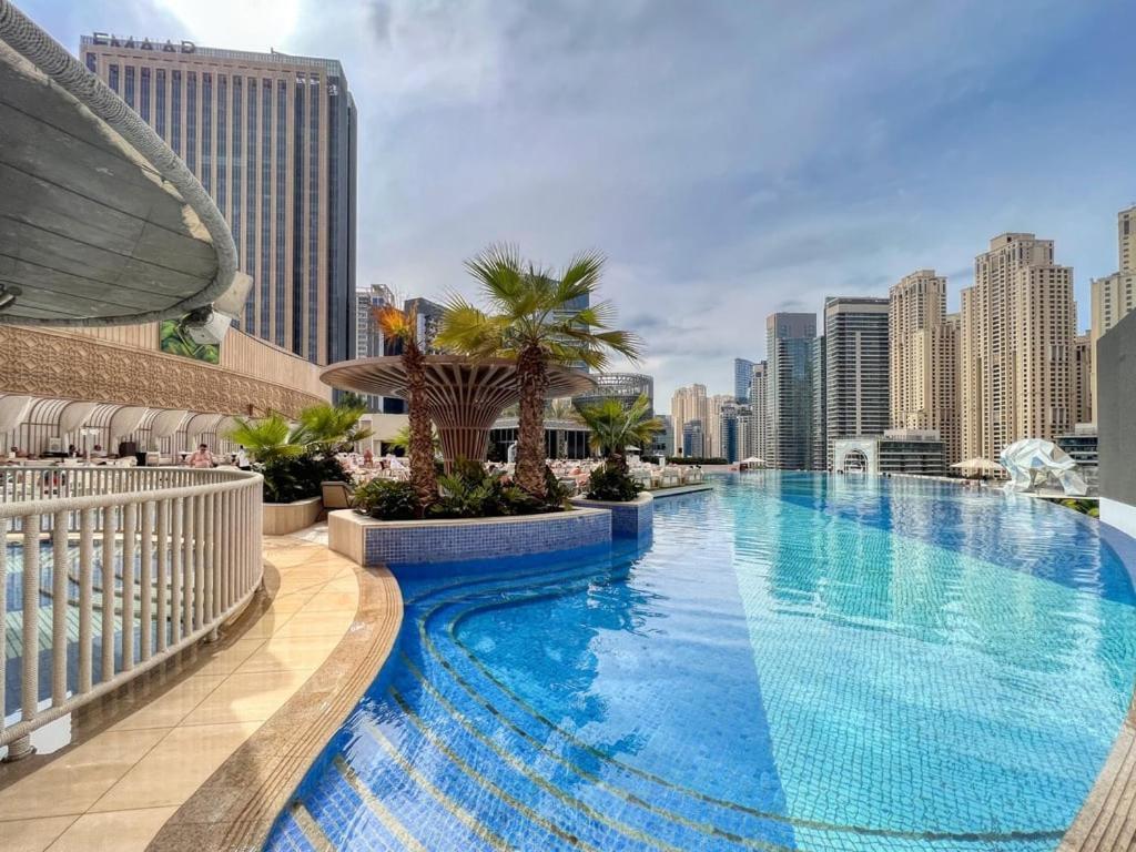 Apartment Guestready - Marina Canal Luxurious Retreat Dubai