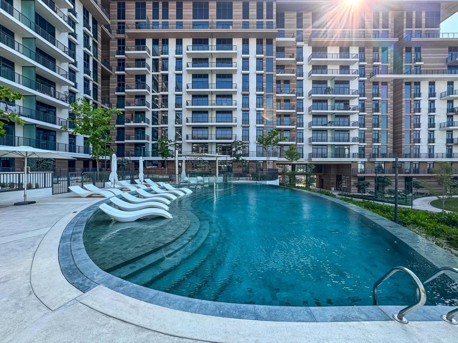 Chic 1br With Pool, Gym & Kid's Playground Dubai
