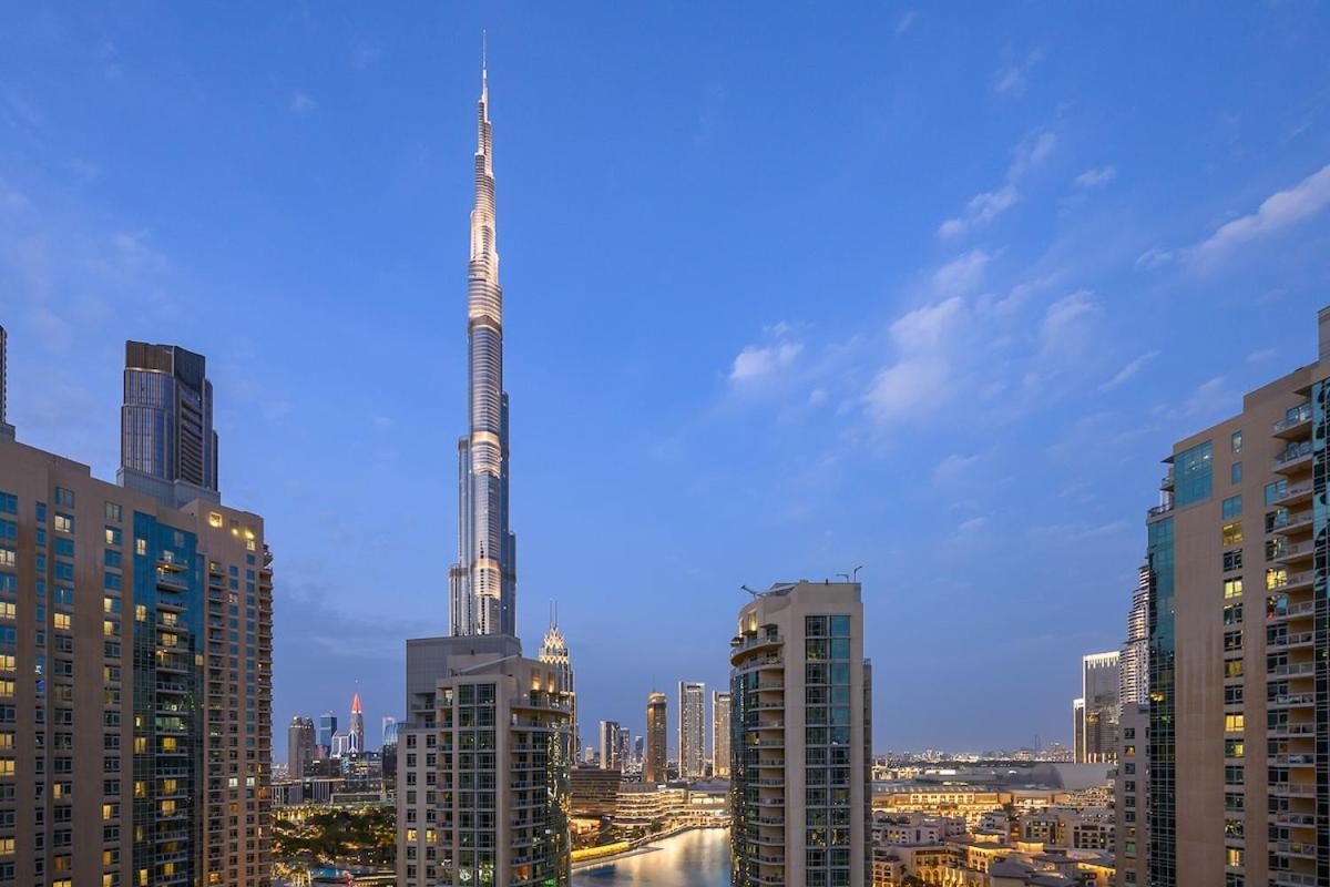 Luxury With Full Burj & Fountain Views Apartment