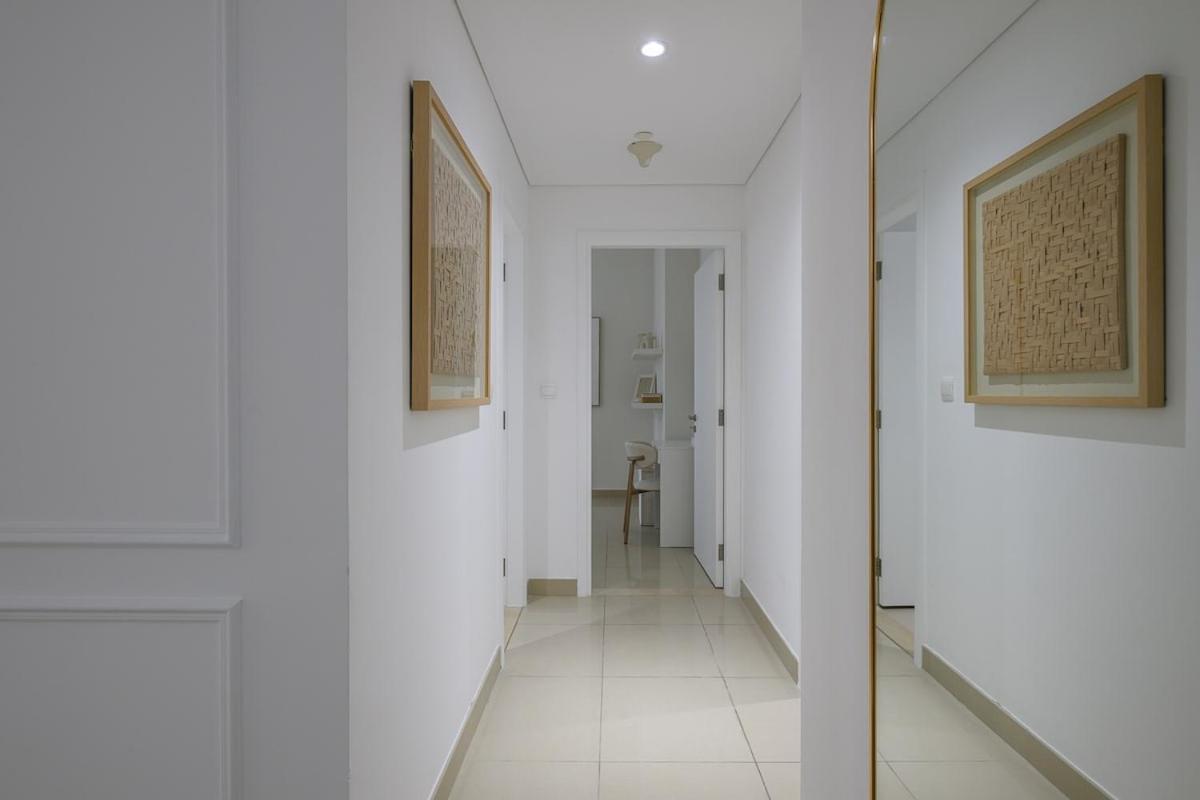 Luxury With Full Burj & Fountain Views Apartment