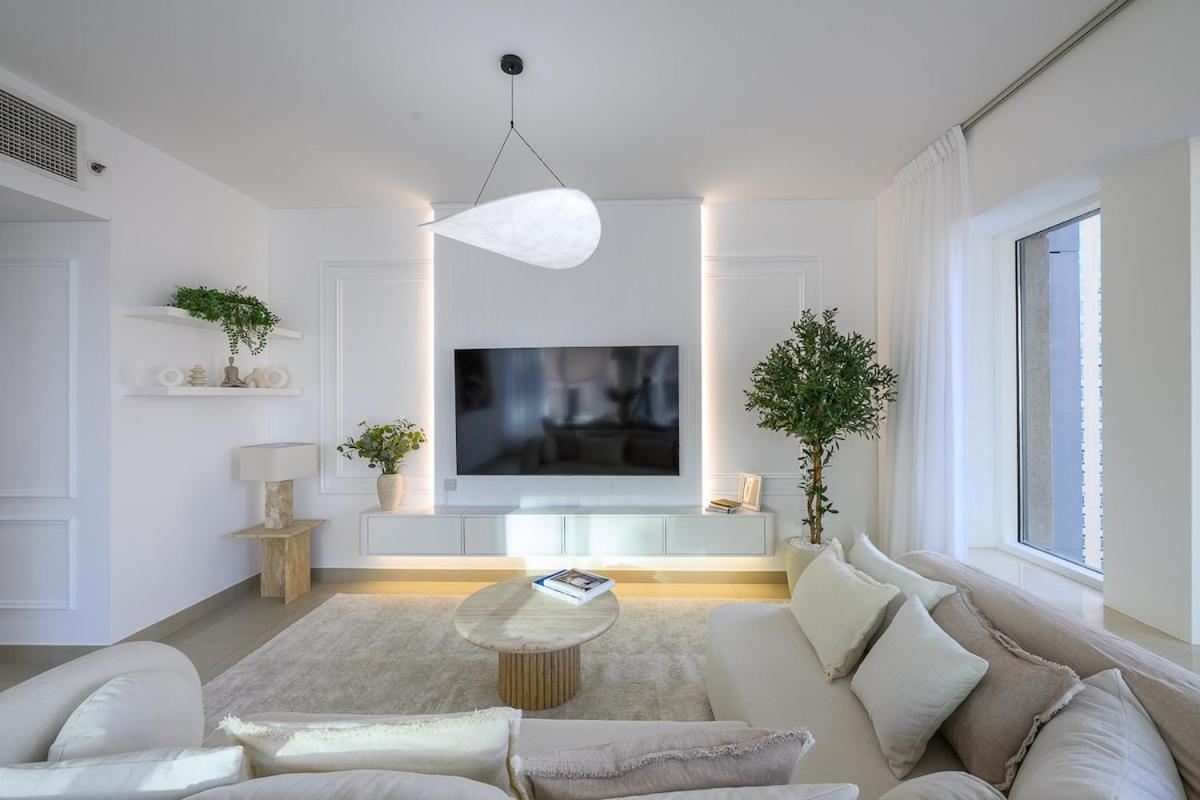 Luxury With Full Burj & Fountain Views Dubai