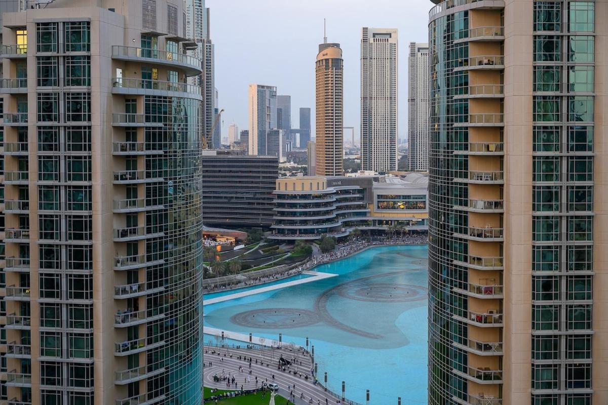 Luxury With Full Burj & Fountain Views Apartment