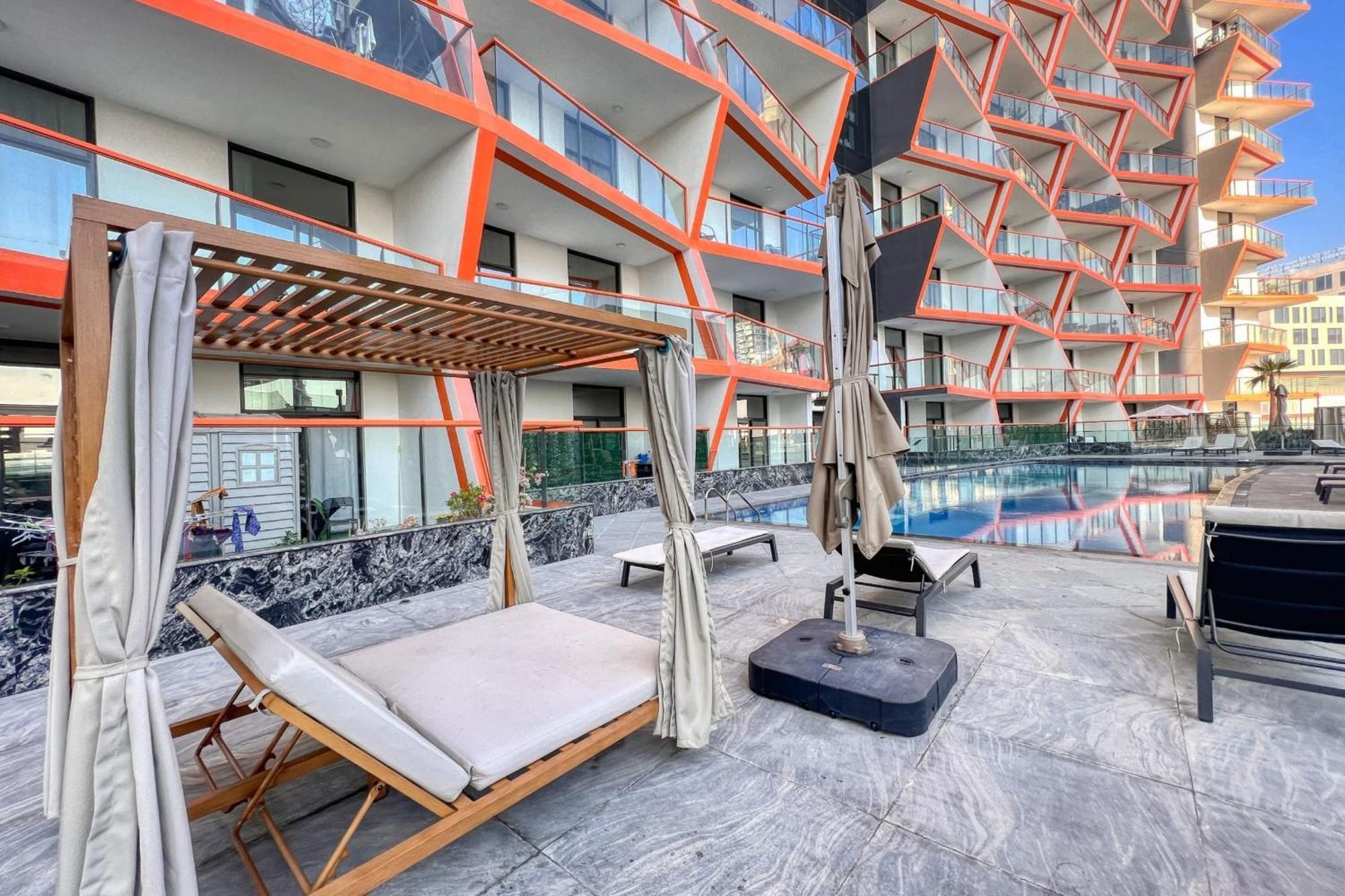 Apartment Corner Big Balcony Unit With Burj Khalifa View Dubai