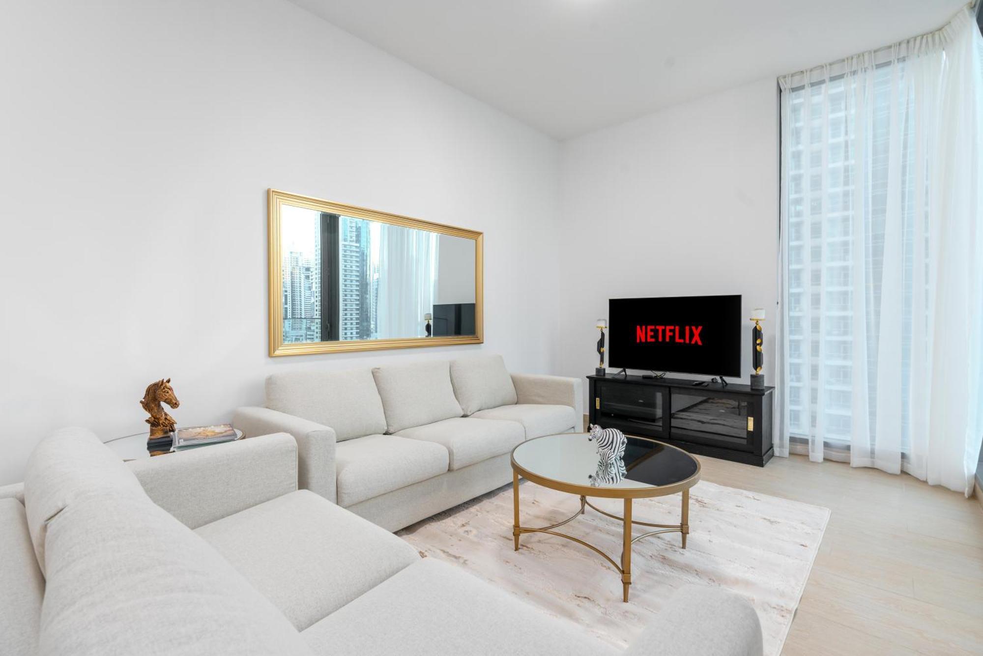 Liv - Luxury 2br - Marina View - Marina Walk Apartment *