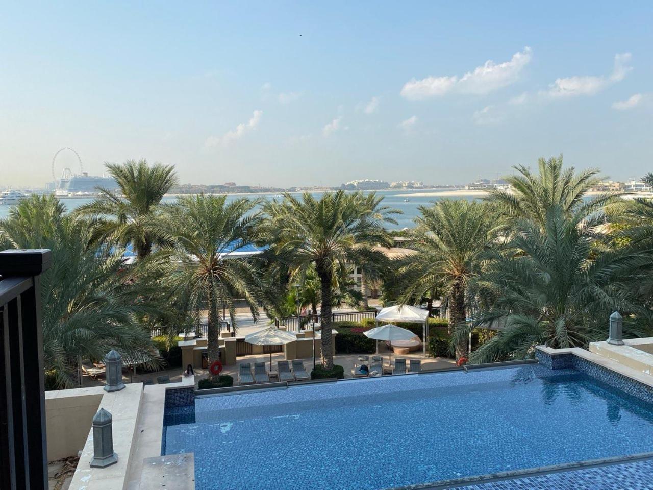 Fairmont North 2br Balcony Sea View Apartment Dubai