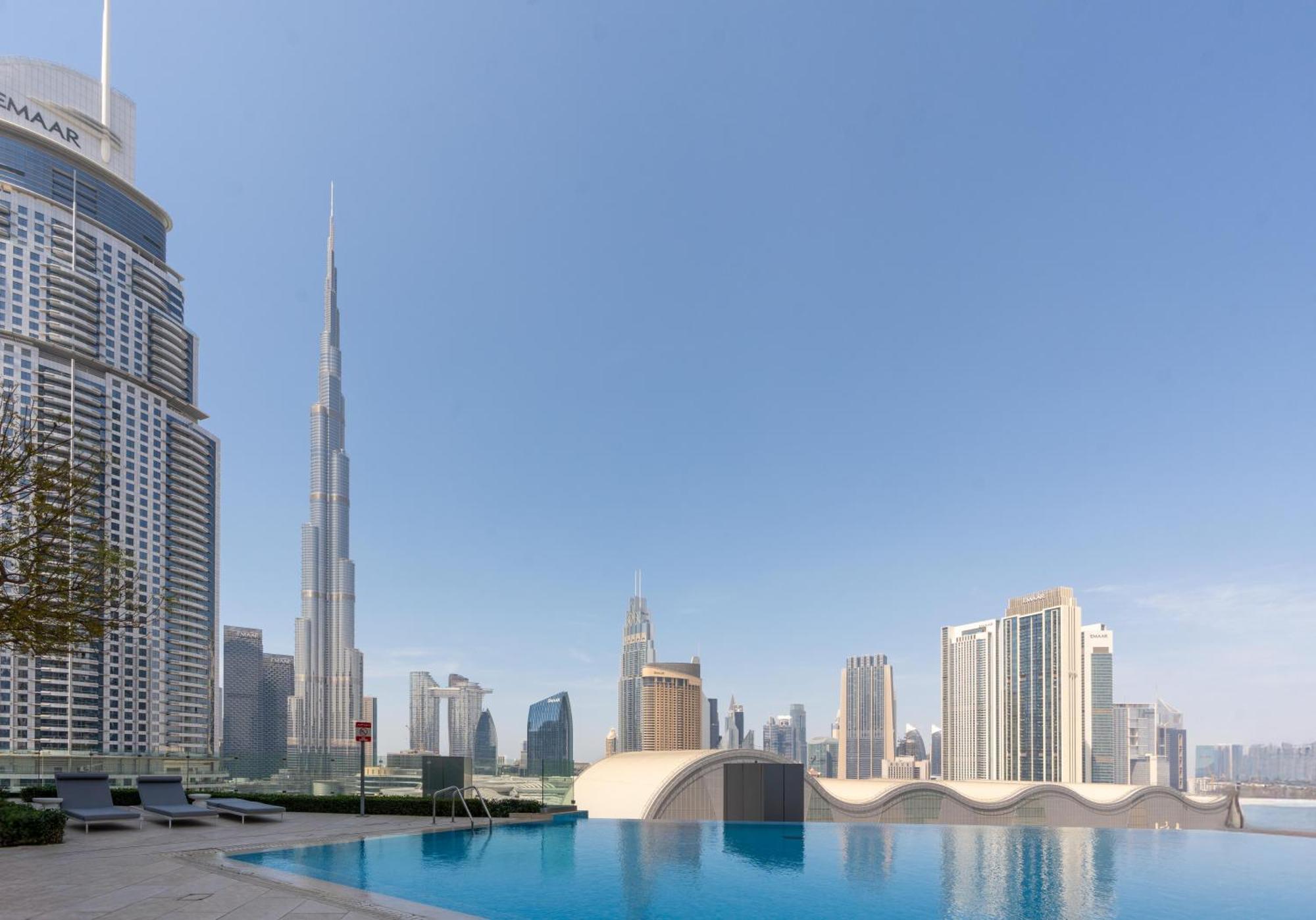 King 2br With Burj Khalifa View In Boulevard Point Apartment