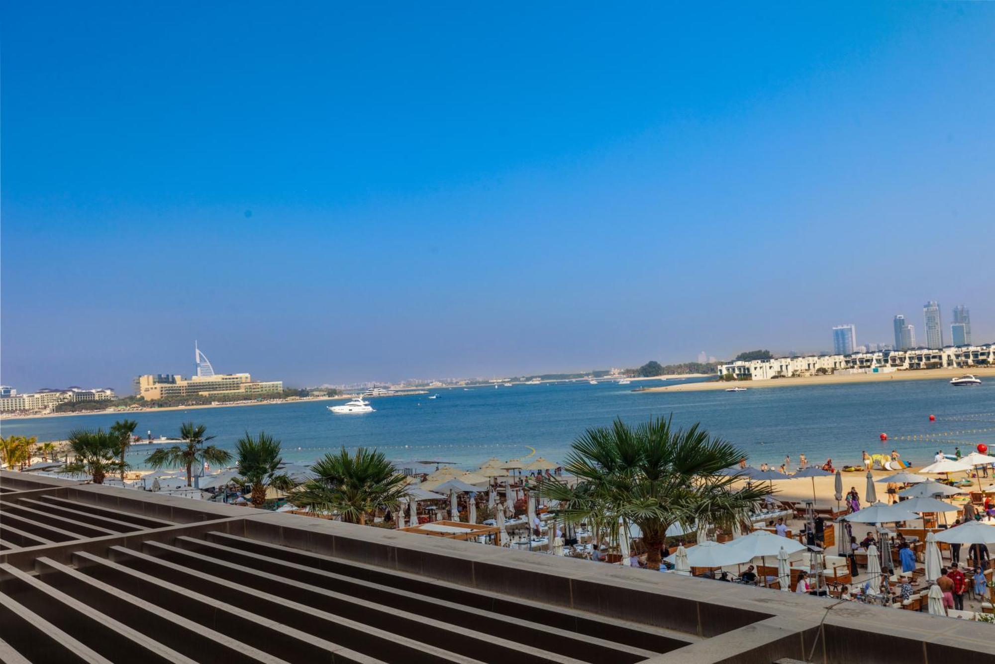 Apartment Bright Beachfront With Breathtaking Views *