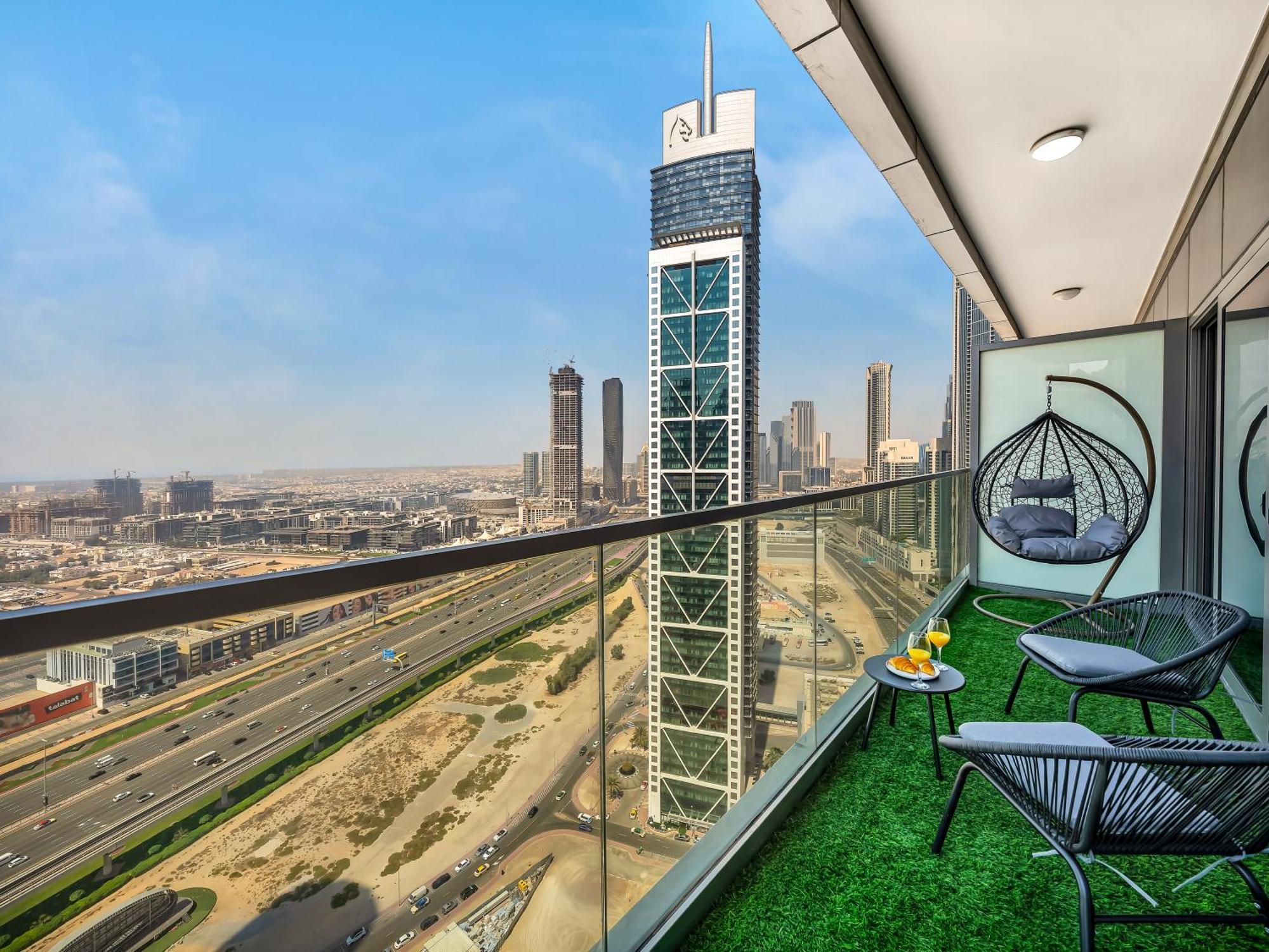 Wonderfulstay At Paramount - Highest Infinity Pool - Burj Khalifa View - Brand New Luxury Apartment *