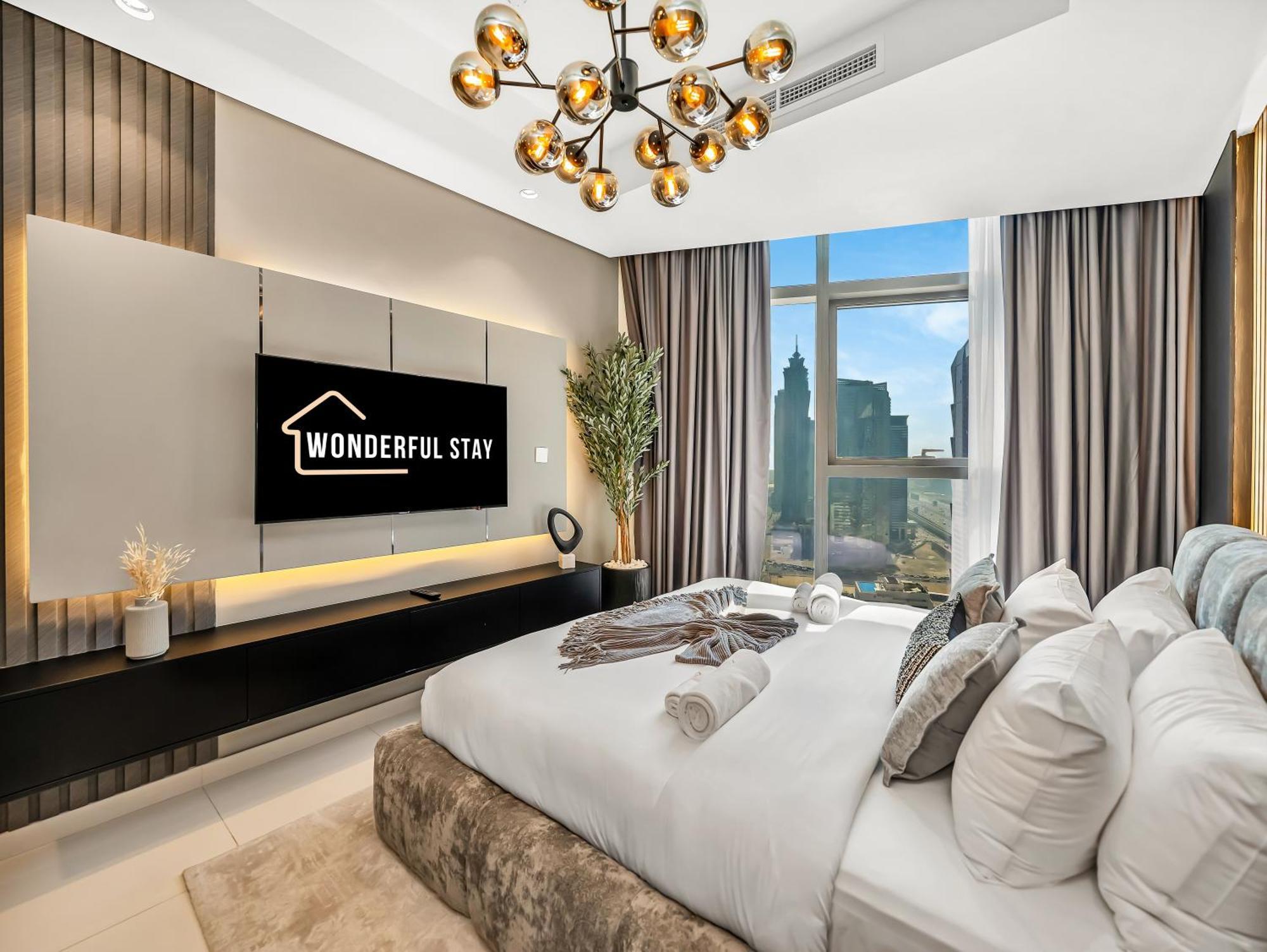 Wonderfulstay At Paramount - Highest Infinity Pool - Burj Khalifa View - Brand New Luxury