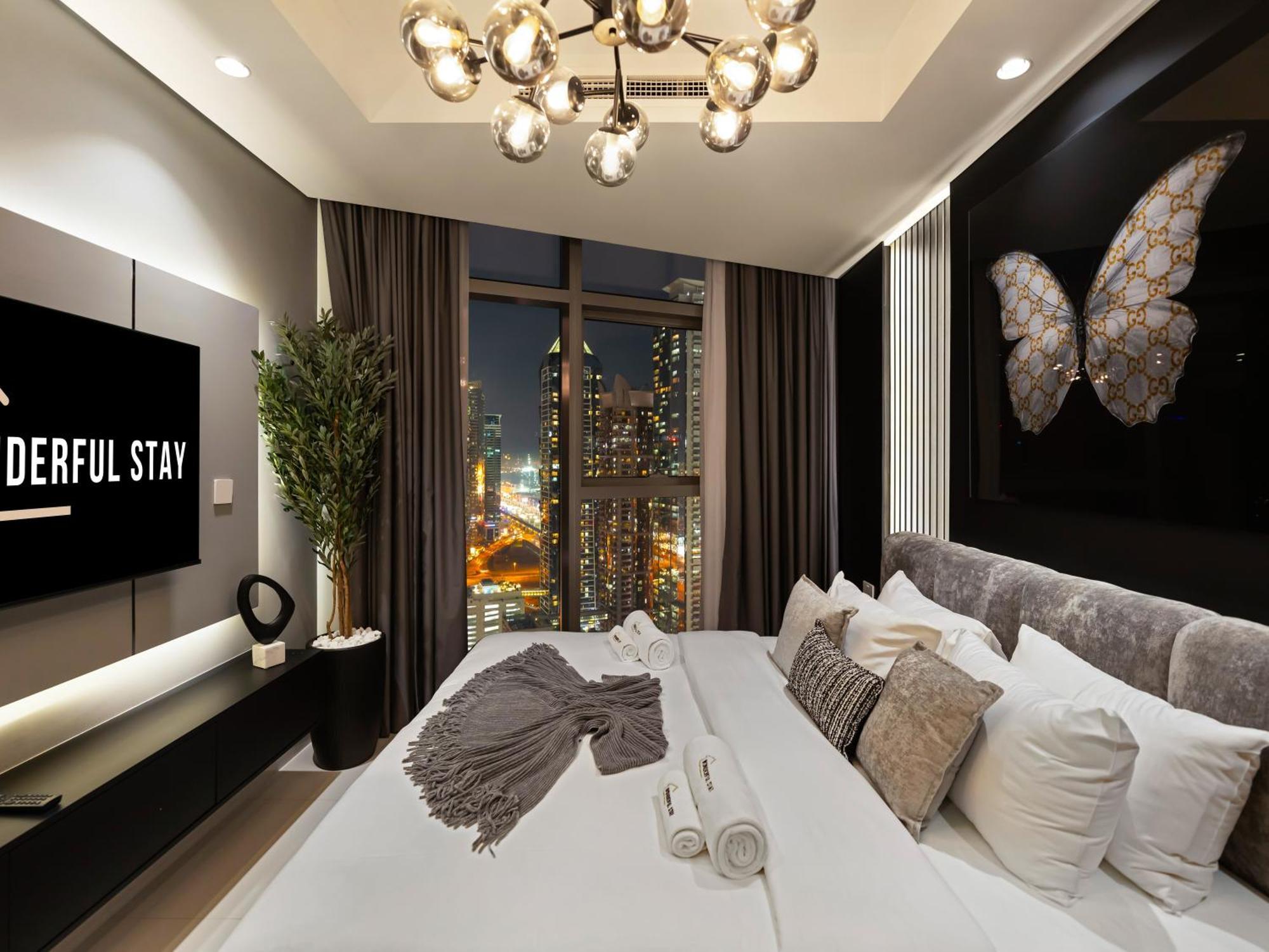 Wonderfulstay At Paramount - Highest Infinity Pool - Burj Khalifa View - Brand New Luxury * Dubai