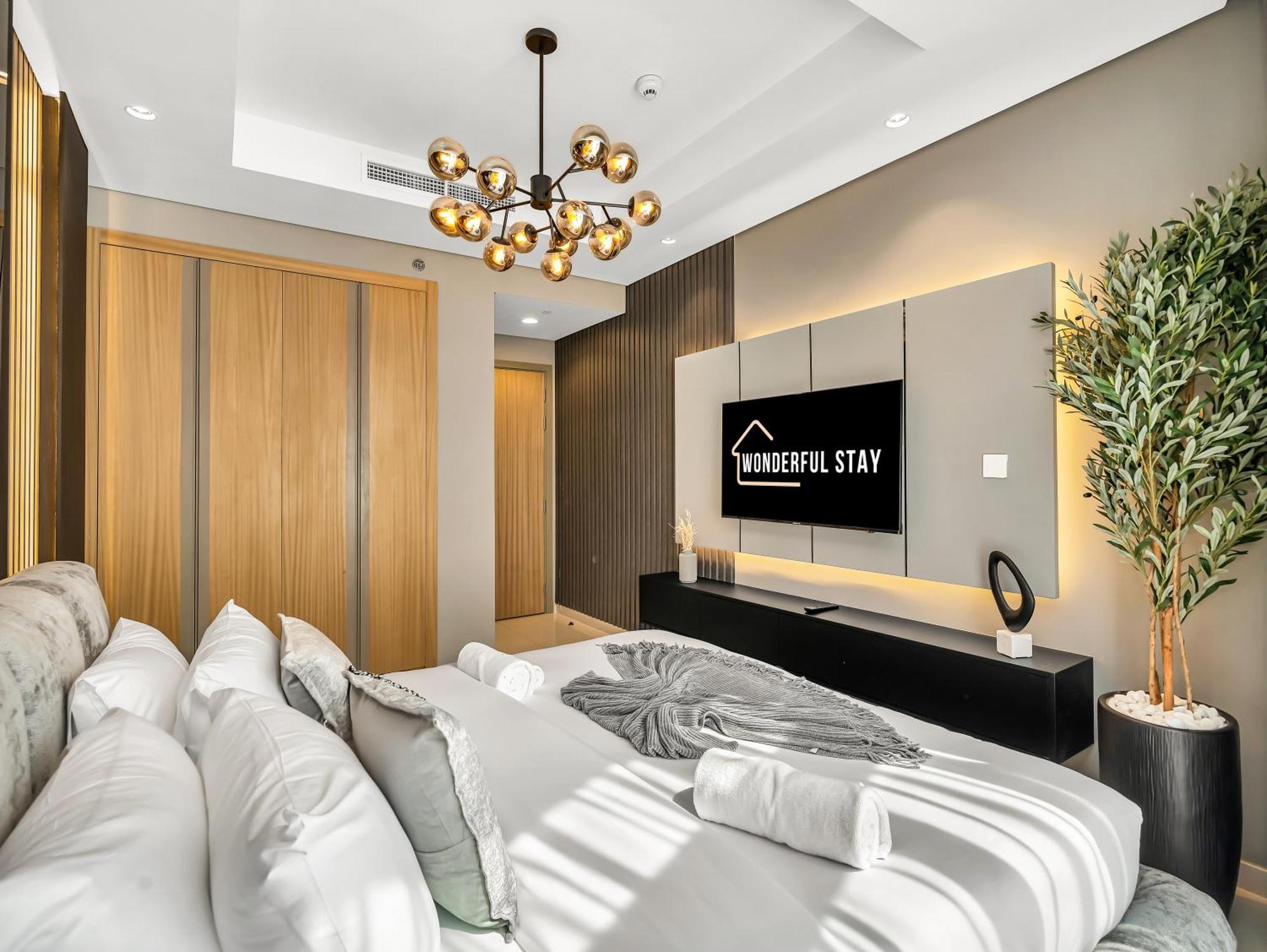 Wonderfulstay At Paramount - Highest Infinity Pool - Burj Khalifa View - Brand New Luxury *