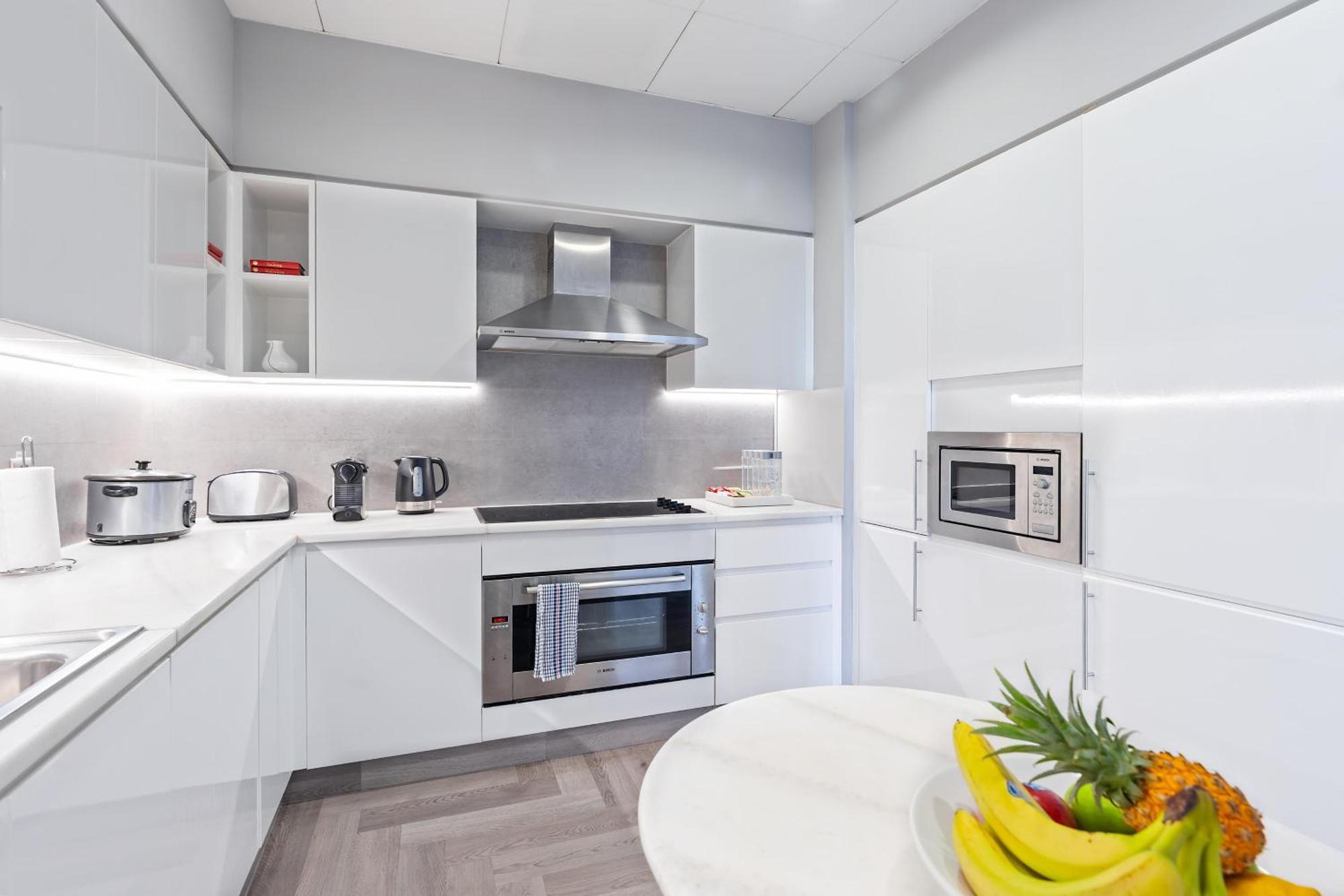 Tiara Deluxe 3 Bedroom With Private Beach, Burj & Atlantis Sea View * Dubai