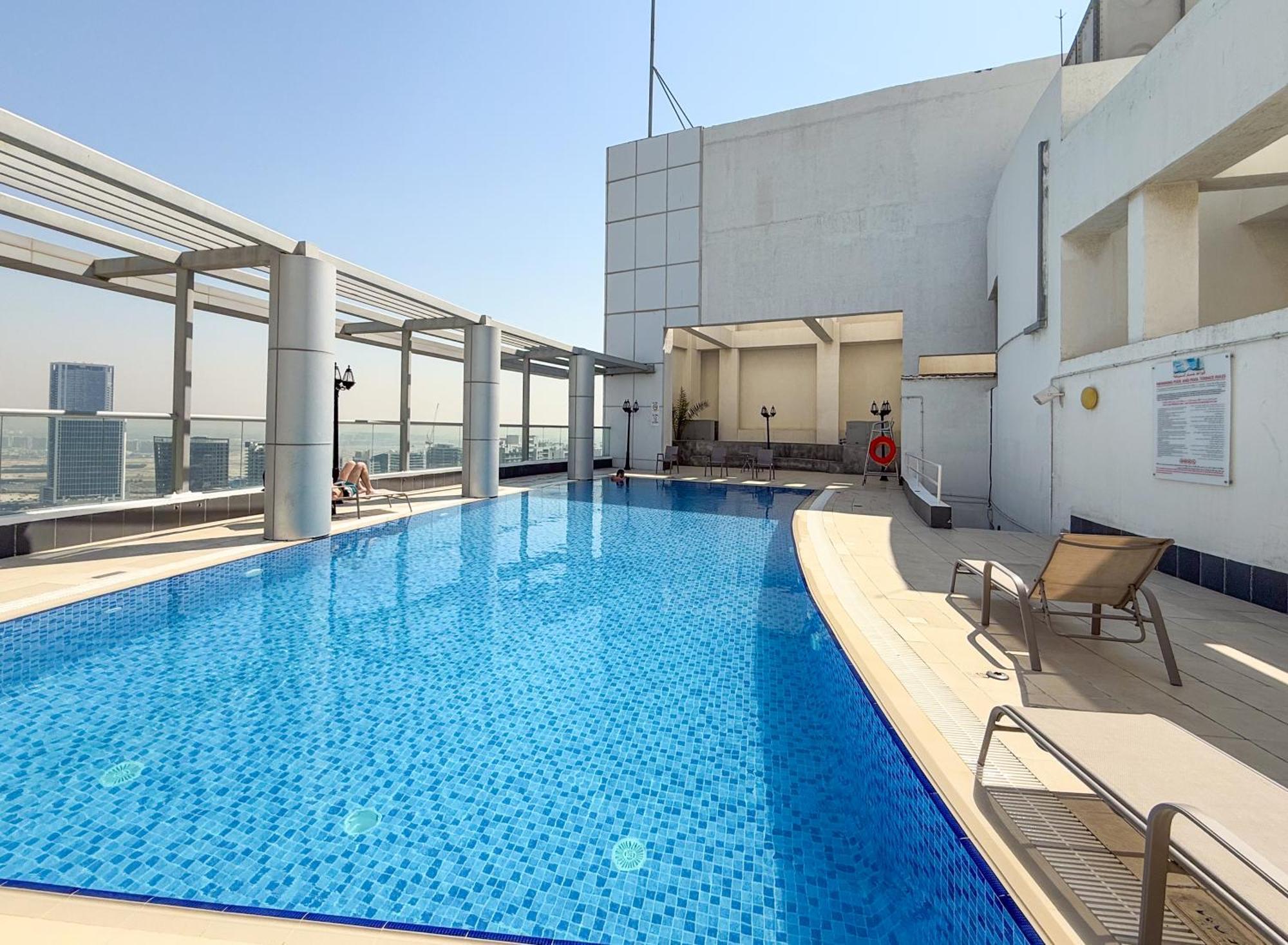 Elegant Downtown 4min Walk To Burj Khalifa Apartment