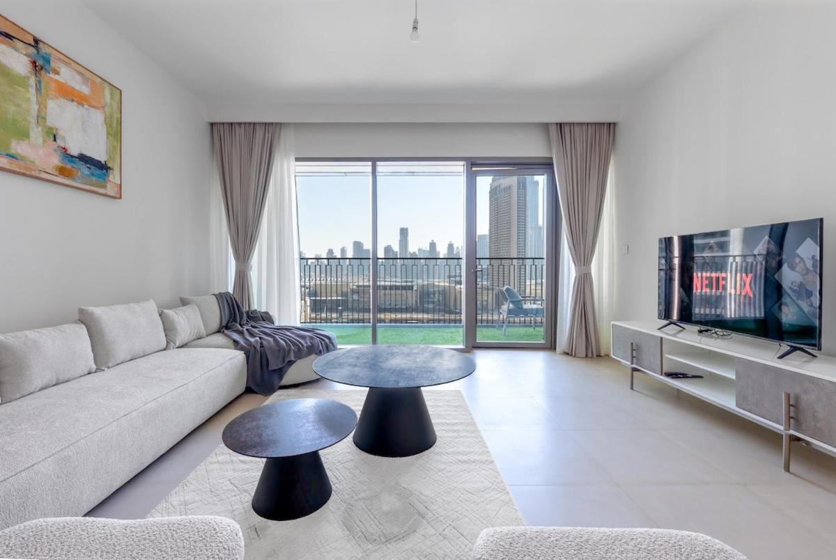 Apartment 3 Bdr Downtown Views Ii With Burj Khalifa Views Dubai