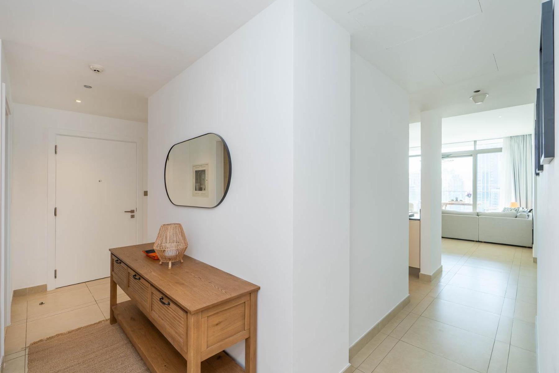 Spacious - Waterfront View - Ideal For Families * Dubai