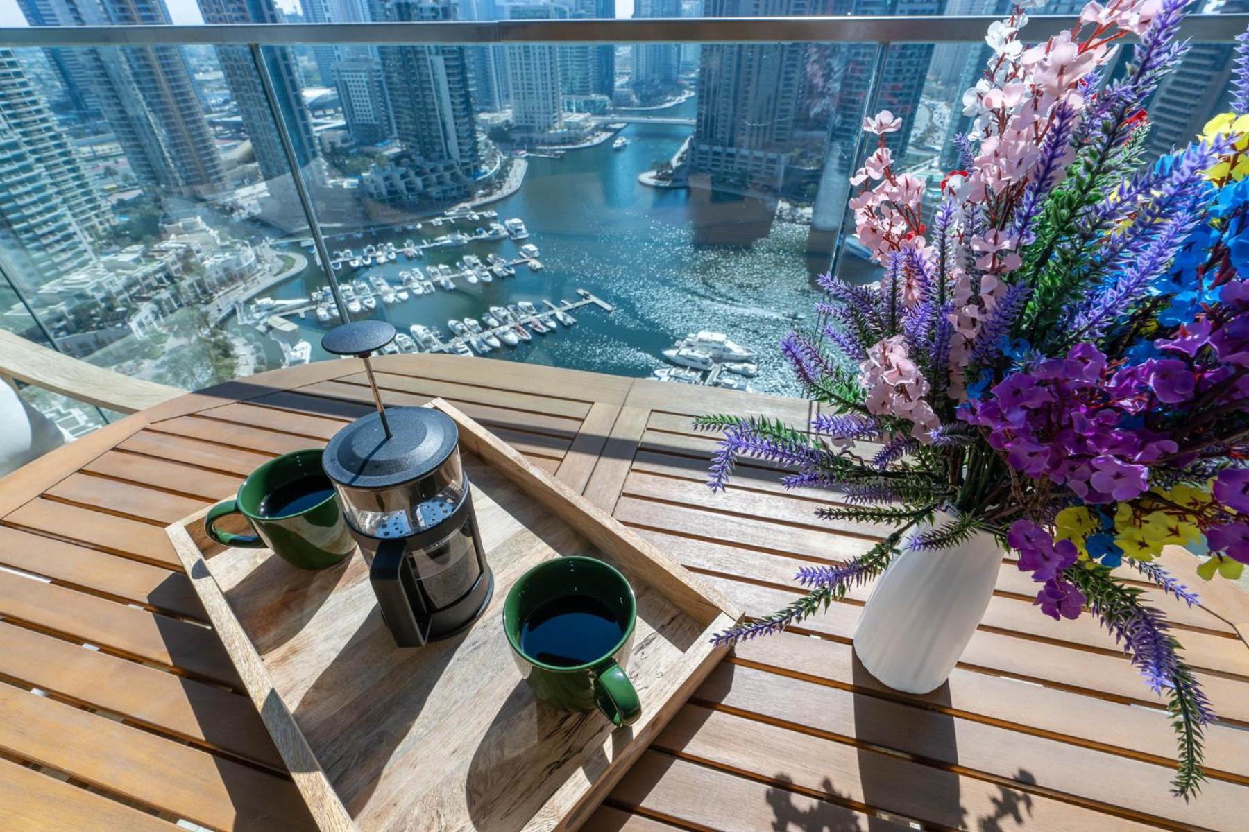 Spacious - Waterfront View - Ideal For Families Apartment Dubai