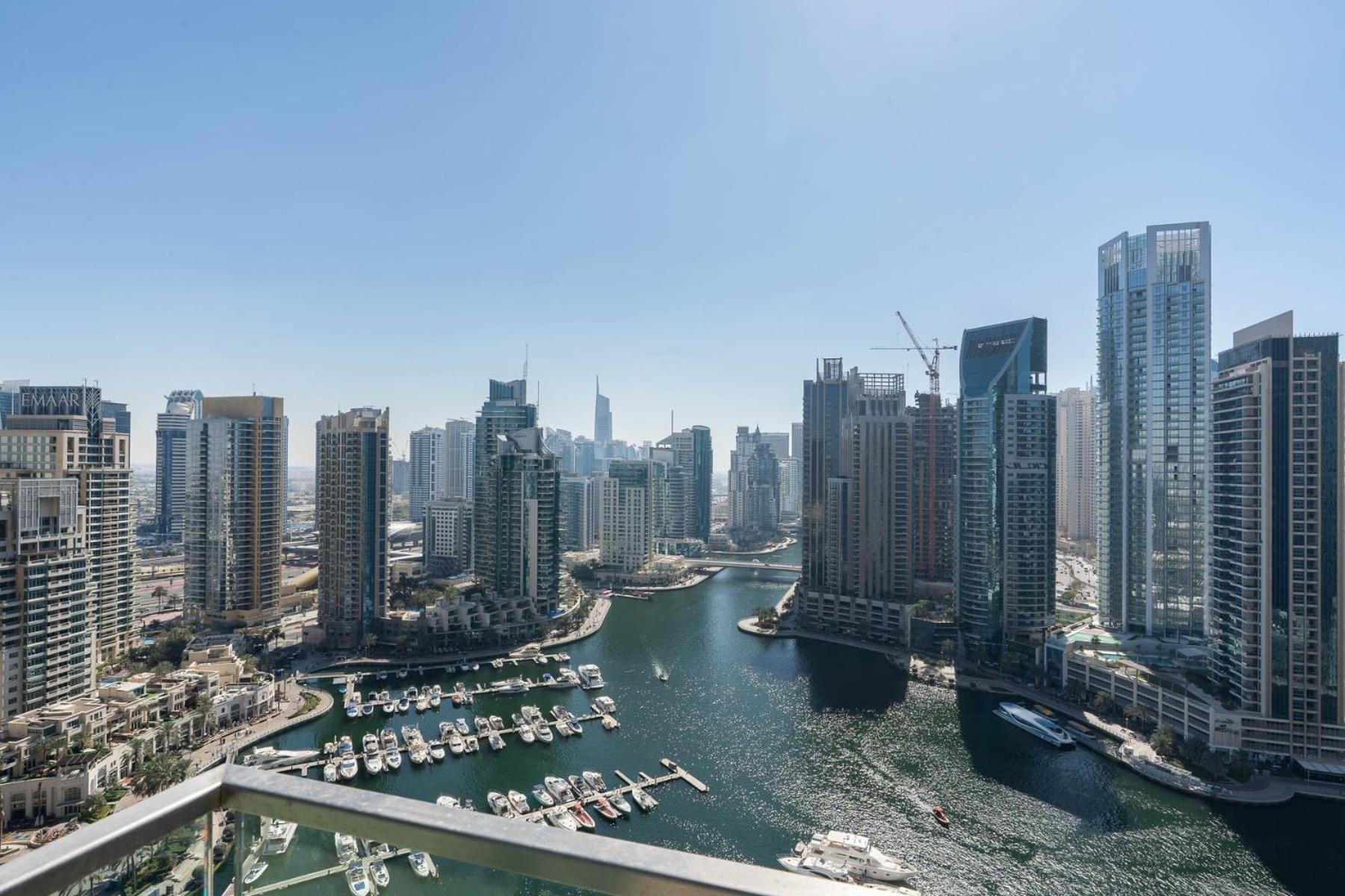 Spacious - Waterfront View - Ideal For Families Apartment *