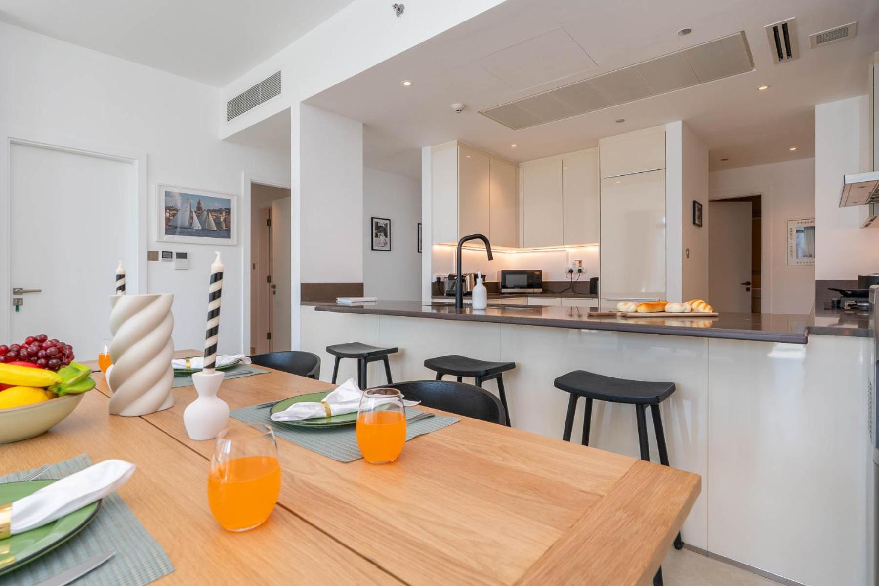 Apartment Spacious - Waterfront View - Ideal For Families