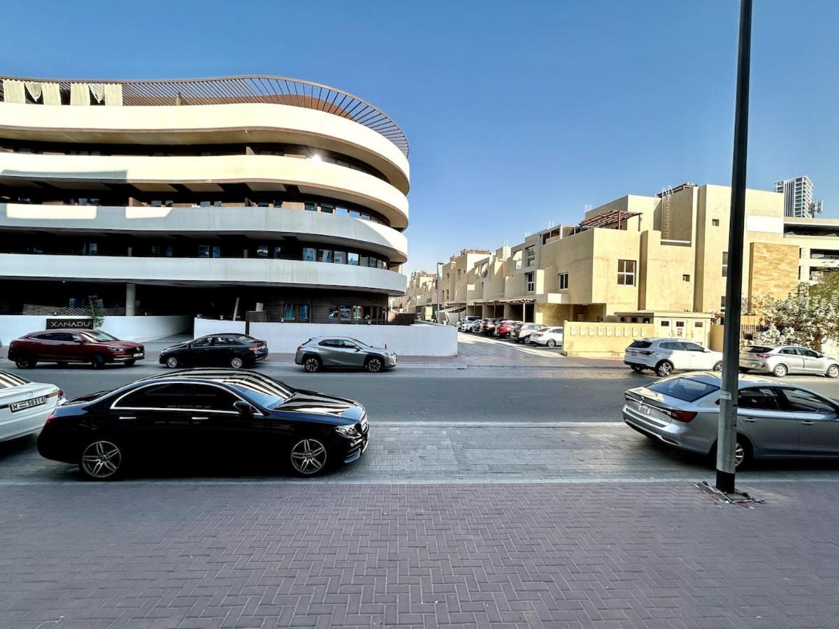 Homes2retreat - Stylish Gym & Pool, Jvc Dubai