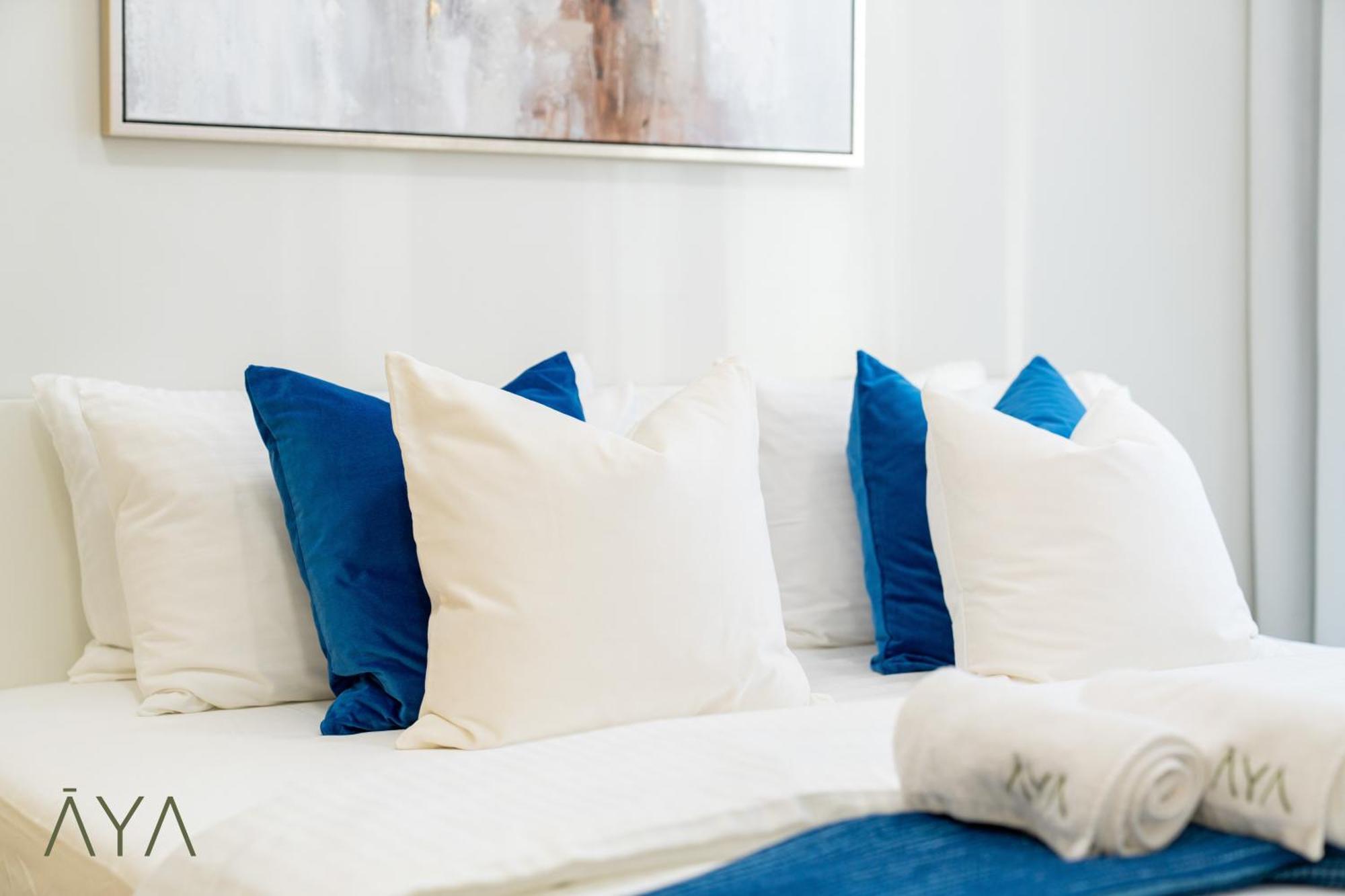 Elegant 2br - 10 Min To Mall & Burj Khalifa At Aykon By Aya Boutique Dubai