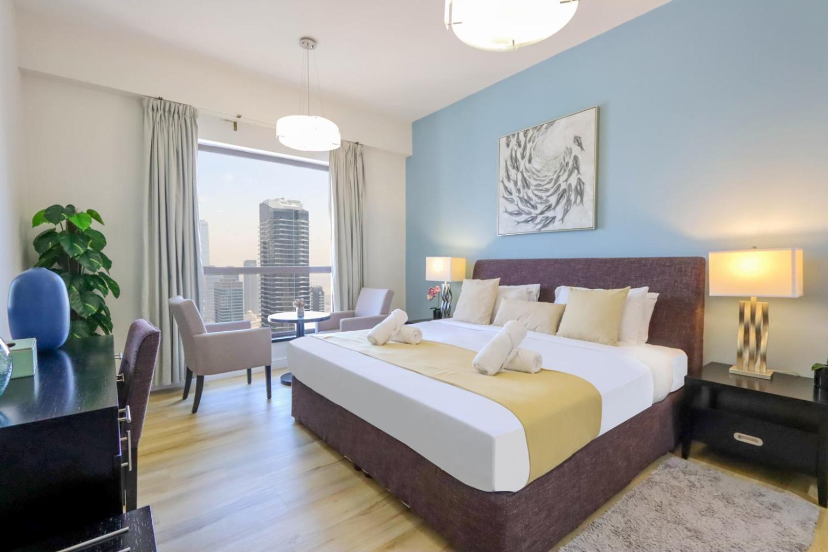 Livbnb - Stunning 2bhk In Shams Walk To * Dubai