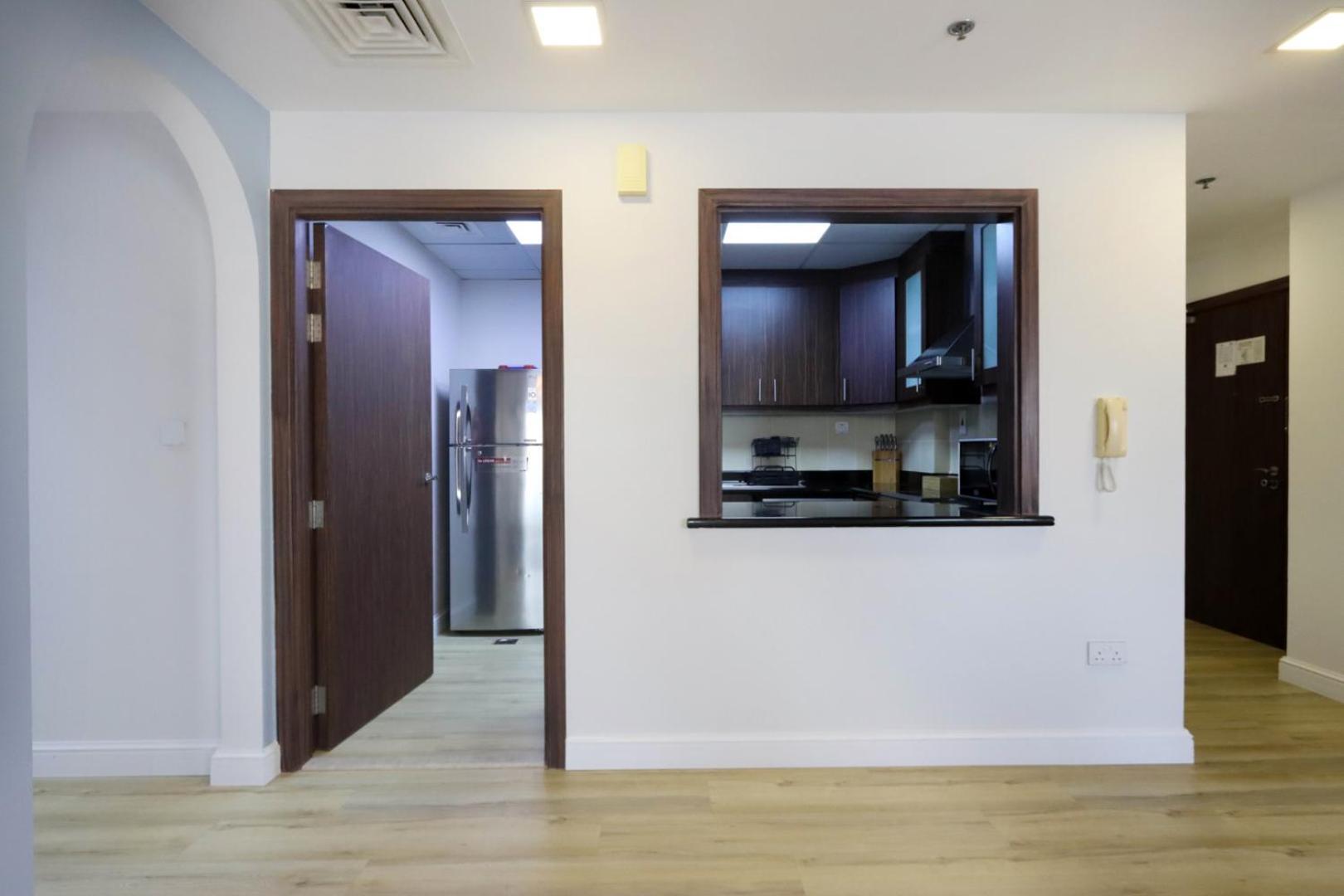 Livbnb - Stunning 2bhk In Shams Walk To