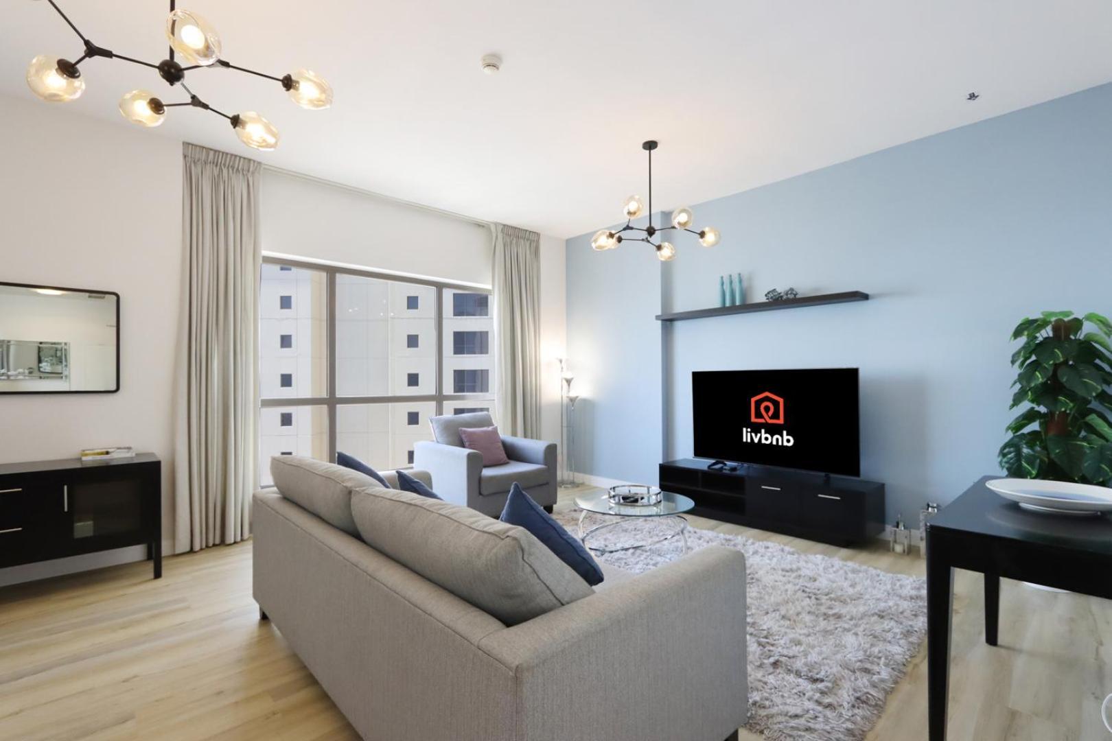 Apartment Livbnb - Spacious 2bhk In Shams Walk To *
